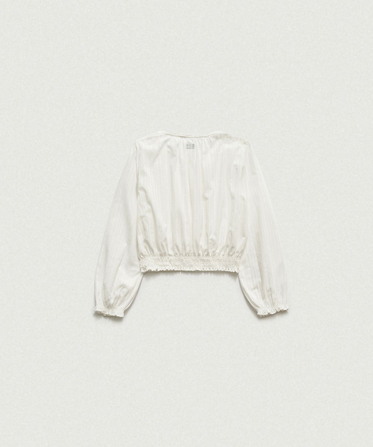 더바넷(THEBARNNET) Rippléa Sheer Button Blouse