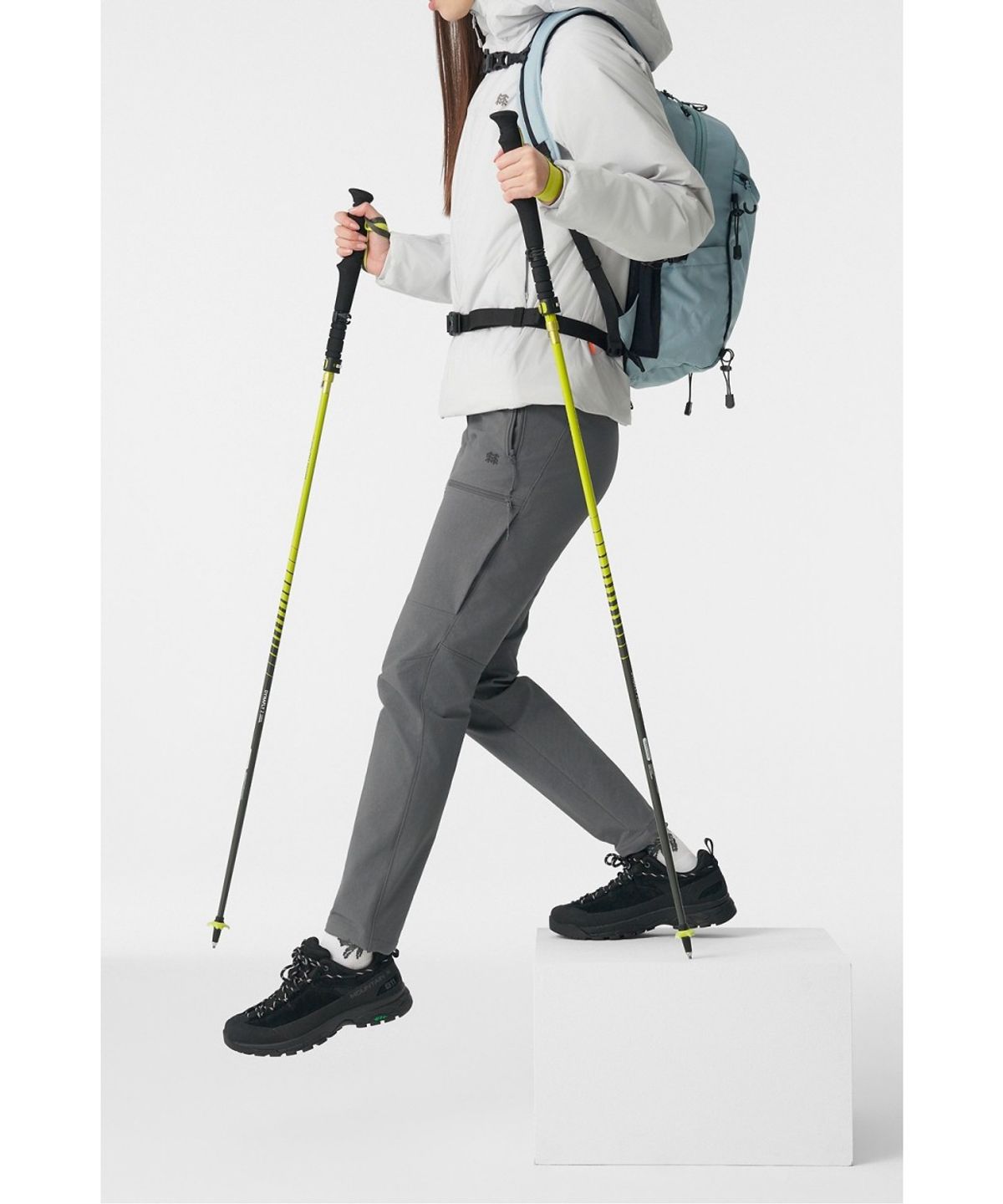 코오롱스포츠(KOLON SPORT) HERO 여성 스톰플리스 프로 LIGHT 소프트쉘 팬츠 JKPNX26062DGY