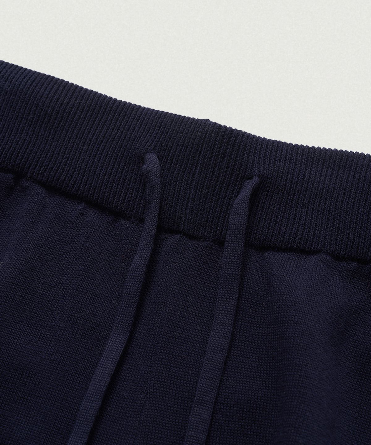 더바넷(THEBARNNET) Ello Light Knit Pants_Navy