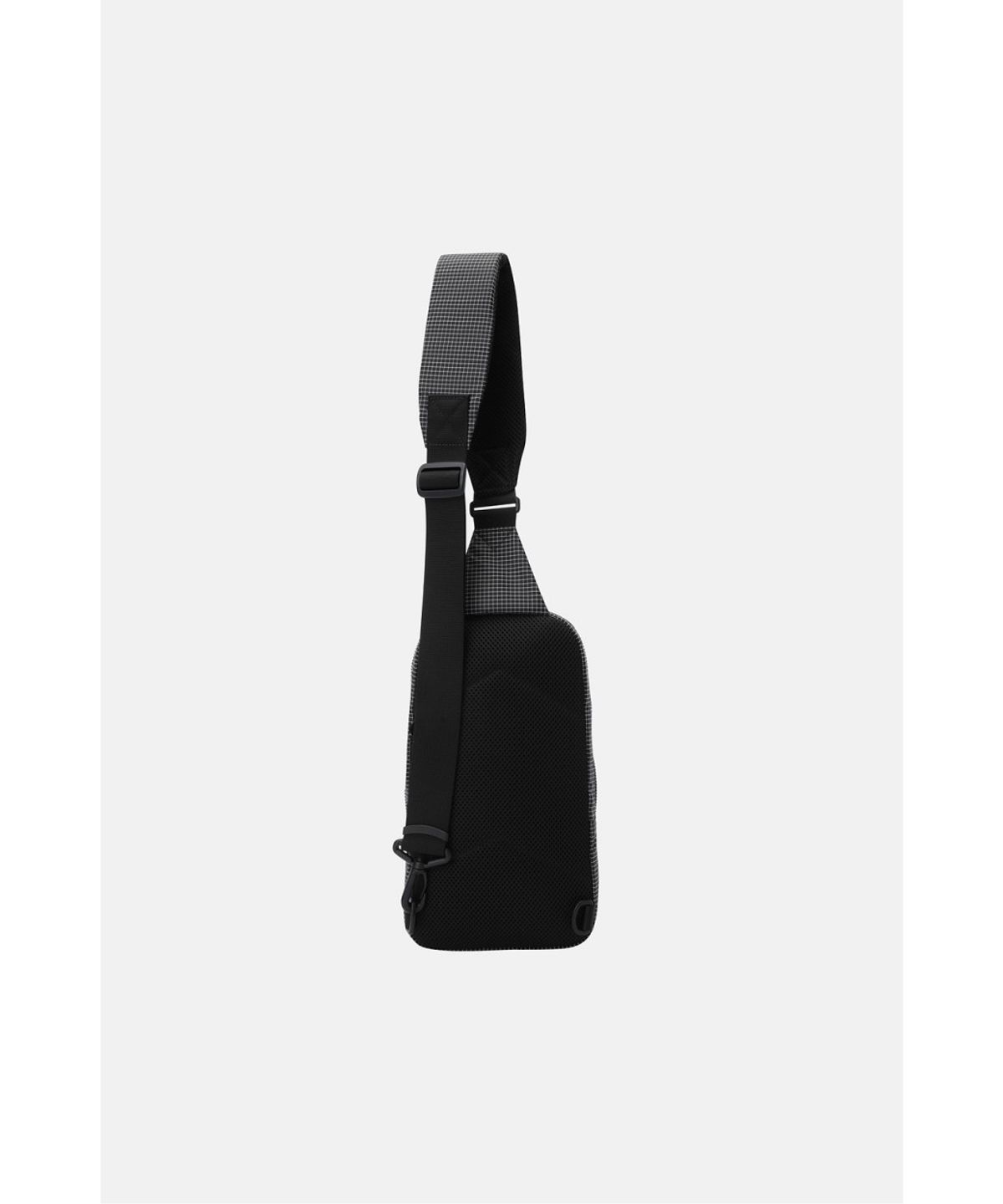 코오롱스포츠(KOLON SPORT) 하이킹 원포켓 슬링백 QEBDX26111BLK