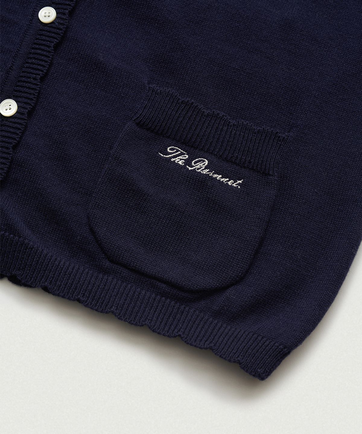 더바넷(THEBARNNET) Ello Light Knit Cardigan_Navy