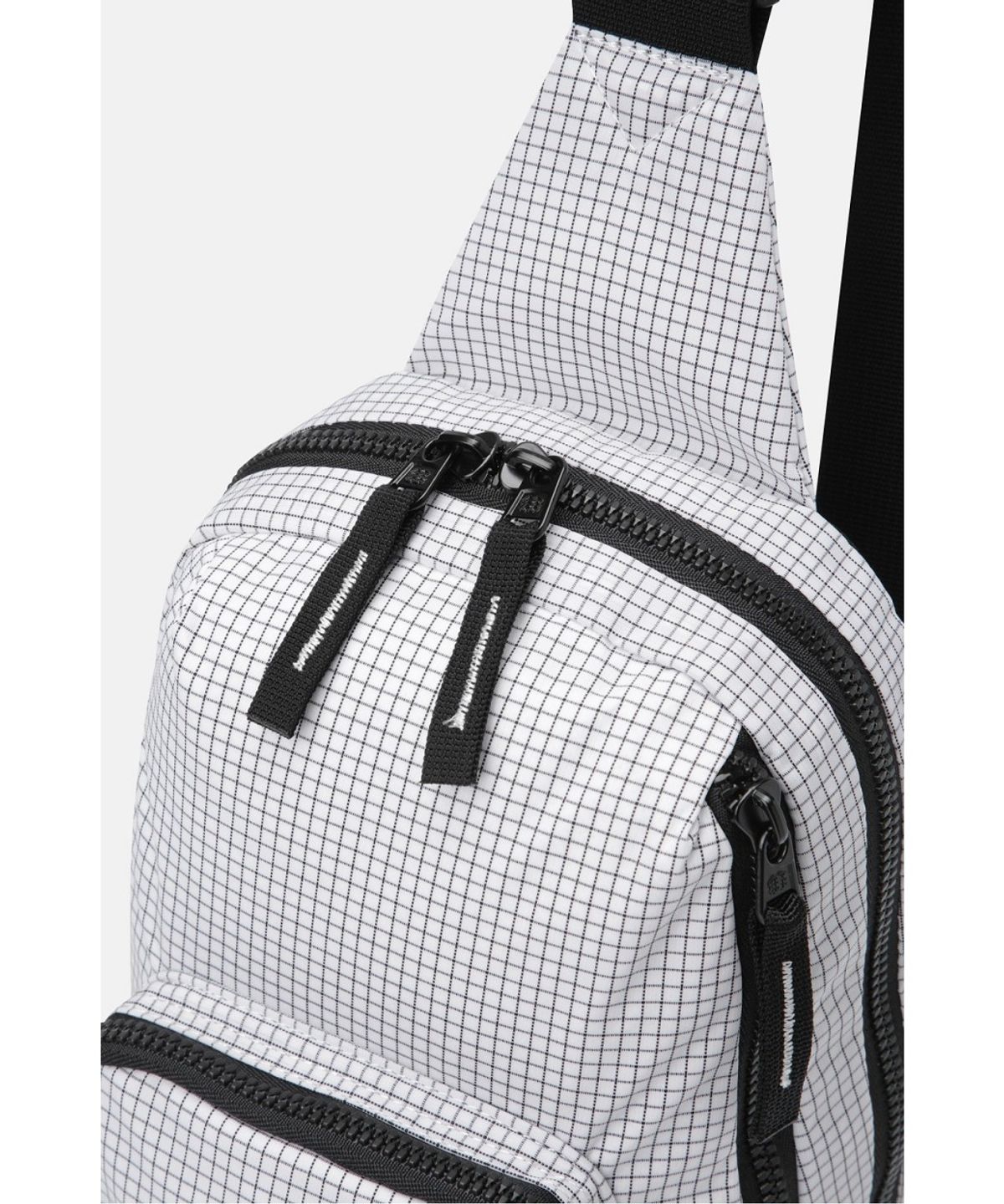 코오롱스포츠(KOLON SPORT) 하이킹 원포켓 슬링백 QEBDX26111OWH