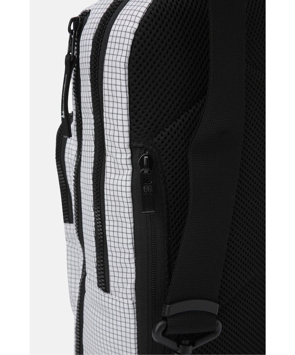 코오롱스포츠(KOLON SPORT) 하이킹 원포켓 슬링백 QEBDX26111OWH