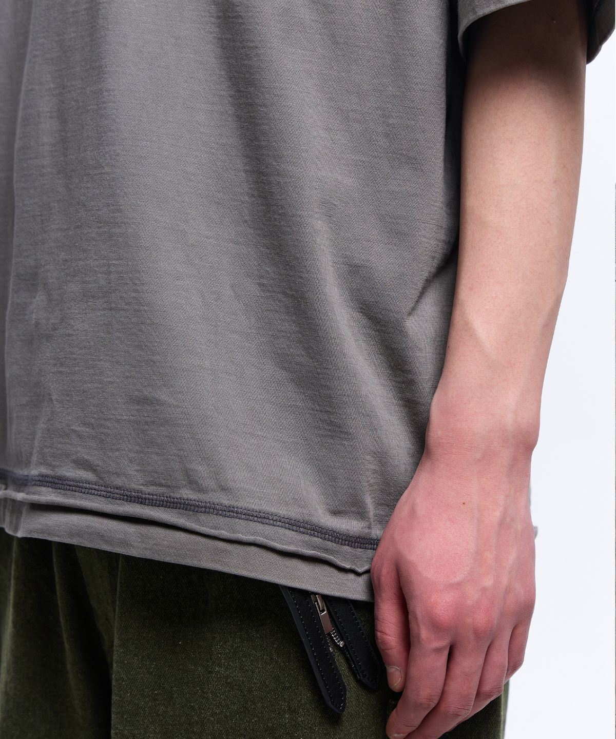 알에스에스씨(RSSC) RIVET POCKET WASHING T-SHIRT - GRAY