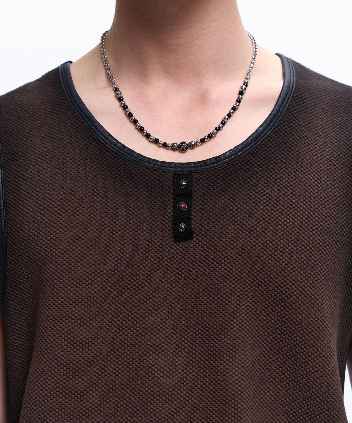 알에스에스씨(RSSC) LEATHER MIXED SPRAY SLEEVELESS - BROWN