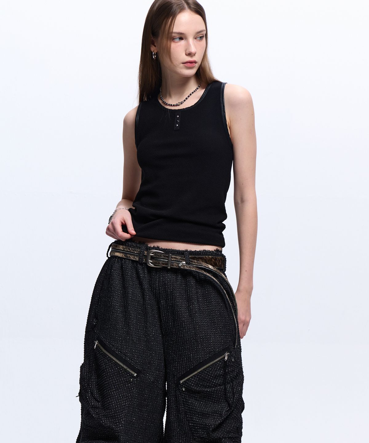 알에스에스씨(RSSC) LEATHER MIXED SLEEVELESS - BLACK