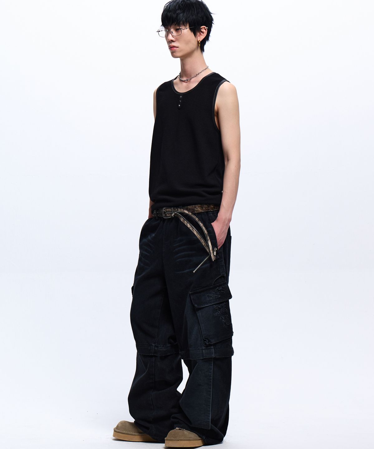 알에스에스씨(RSSC) CONVERTIBLE DESTROYED CARGO DENIM PANTS - BLACK