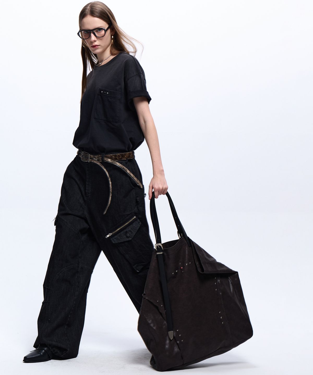 알에스에스씨(RSSC) RIVET BIG SHOULDER BAG - BROWN