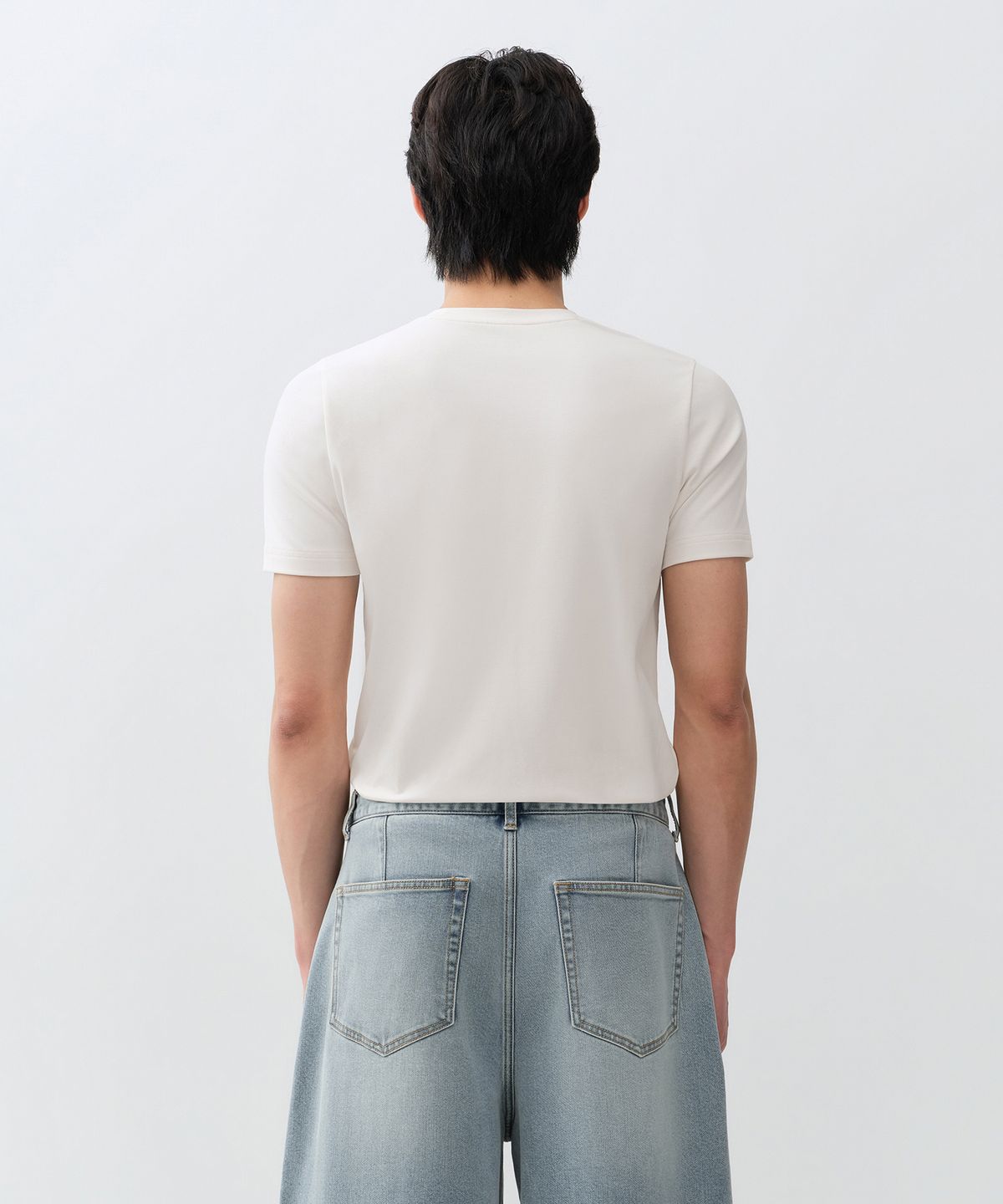 무신사 스탠다드(MUSINSA STANDARD) [쿨탠다드] 머슬 핏 티셔츠 [크림]