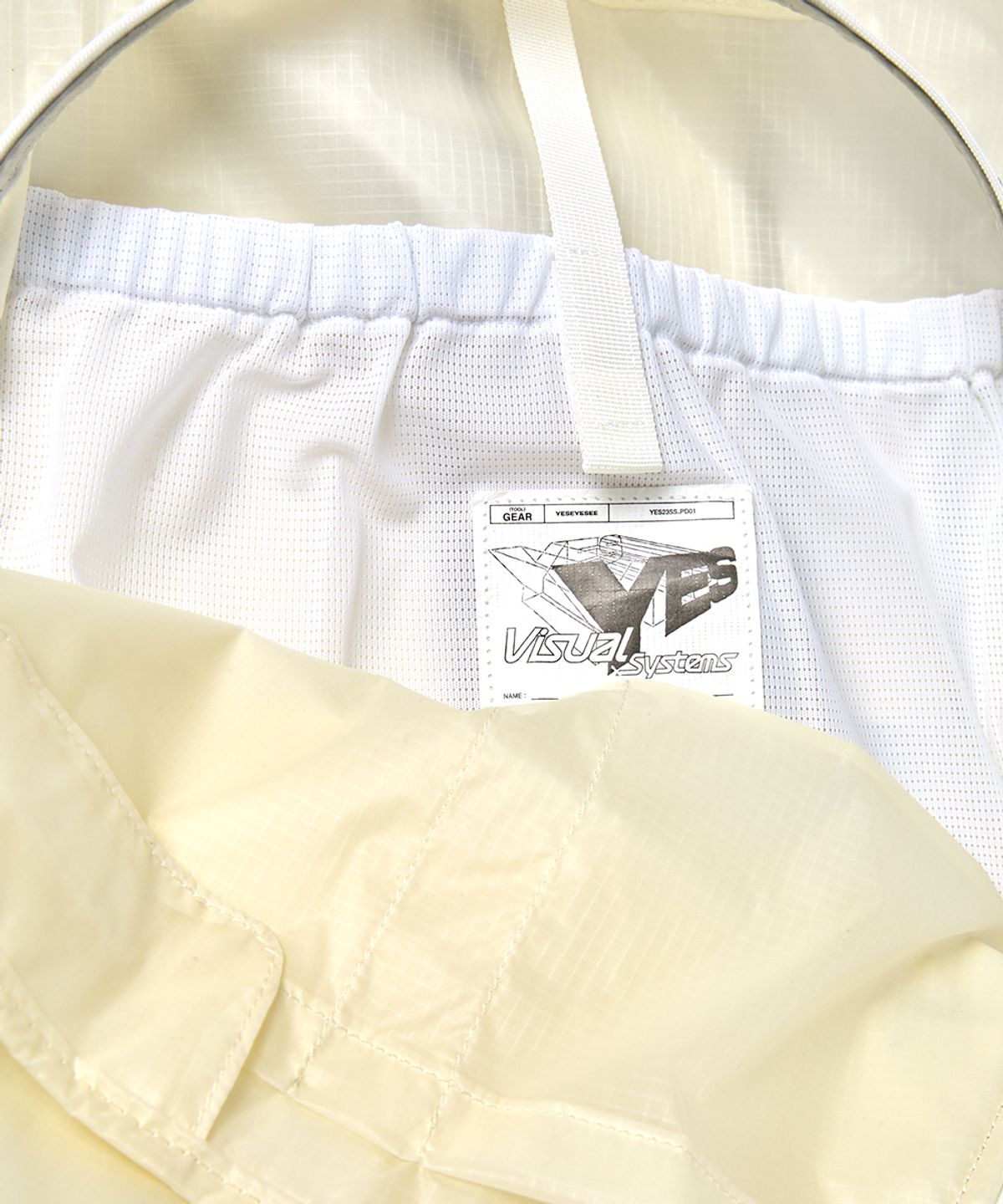예스아이씨(YESEYESEE) Y.E.S UL Beetle Backpack White
