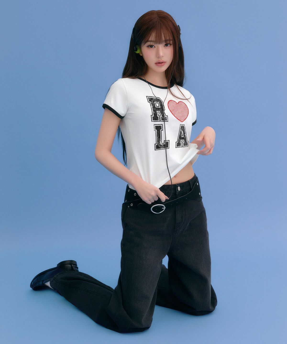 로라로라(ROLAROLA) BACK SEAM DENIM PANTS BLACK