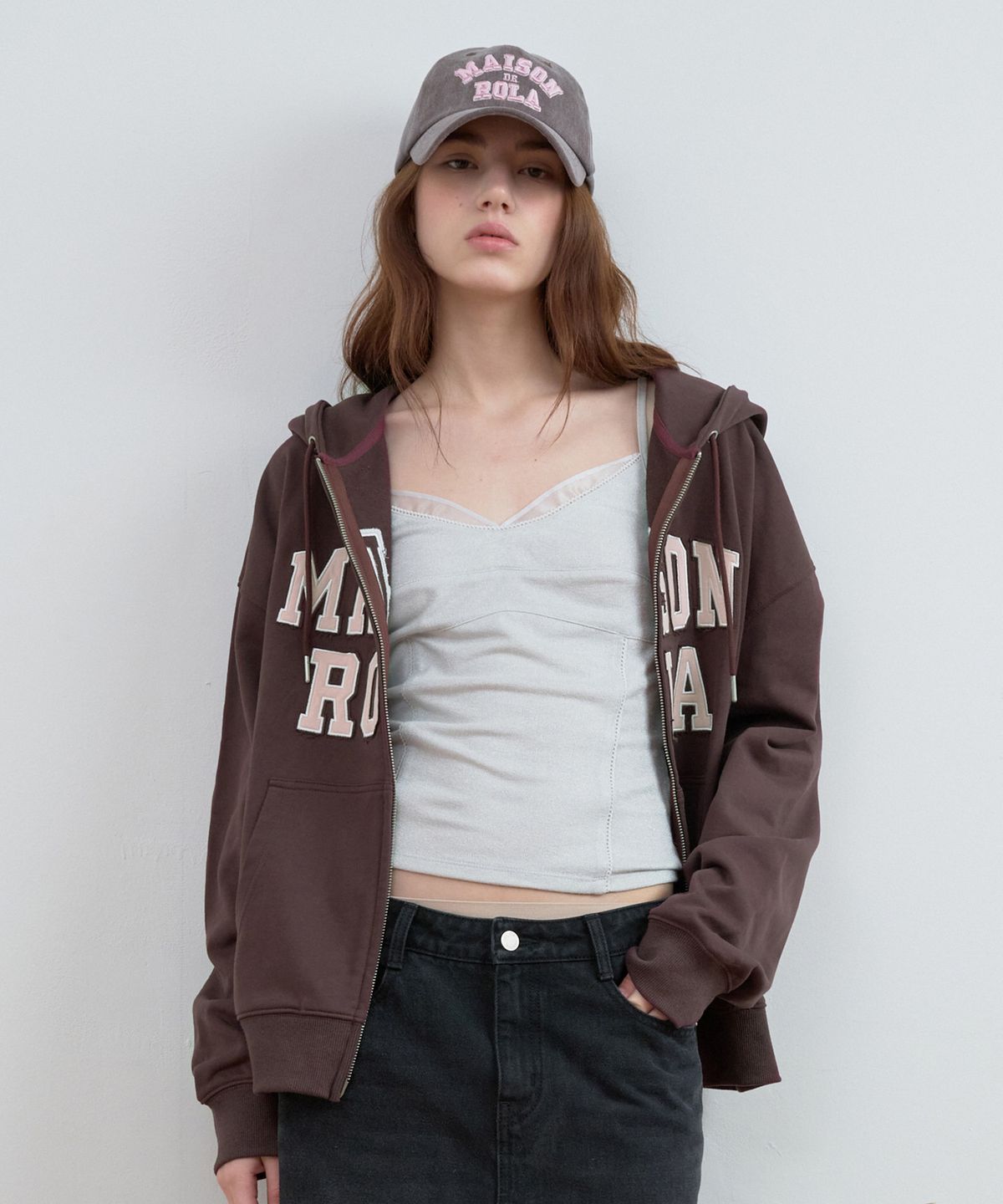 로라로라(ROLAROLA) PATCHWORK CAMPUS HOOD ZIP-UP BROWN
