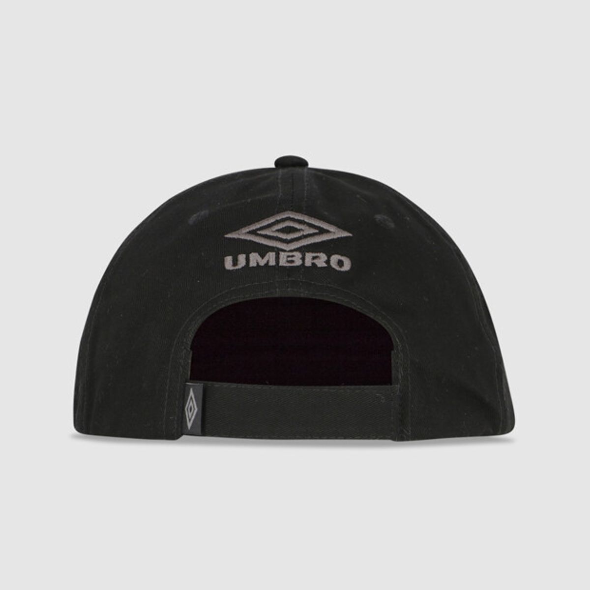 엄브로(UMBRO) [UMB X SLAM JAM] 해저드 볼캡 블랙 UR113OCP32