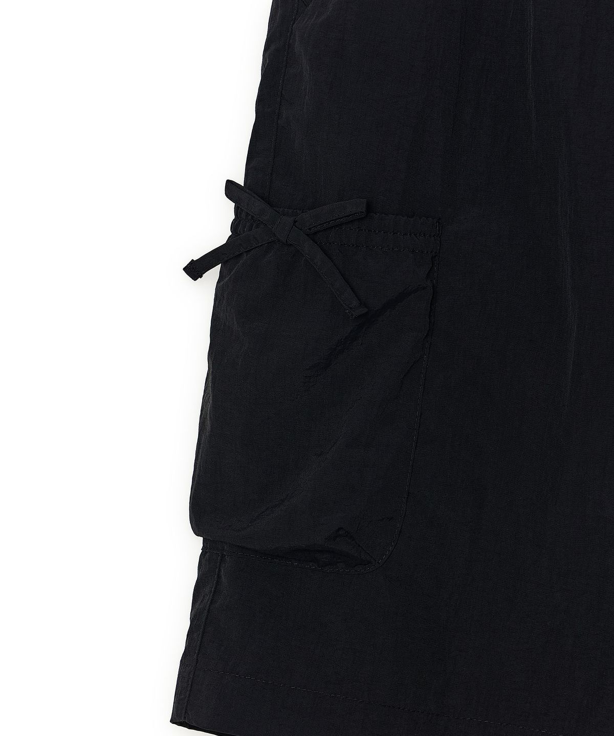 리 키즈(LEE KIDS) 데이지 리본 포켓 나일론 카고 팬츠 블랙 LK2602SO40BK