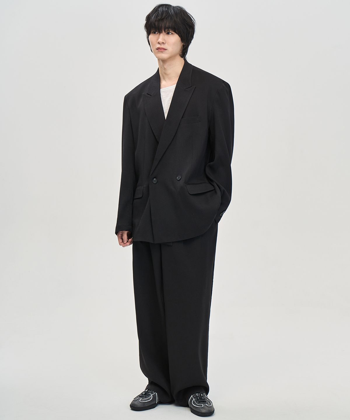 프레리(PRAIRIE) 빅대디핏 원버튼 더블 블레이저 셋업 (BLACK / NAVY)