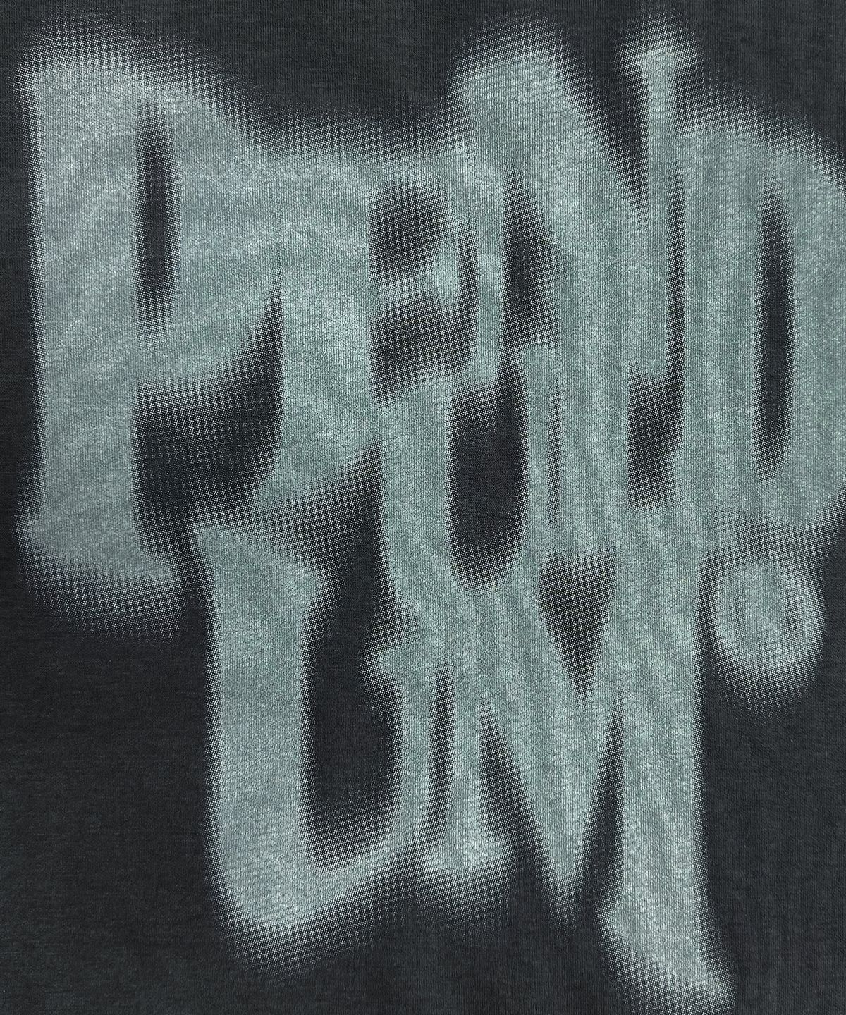 펜듈럼(PENDULUM) 블러 로고 오버핏 맨투맨 LQ6TU142_CHARCOAL
