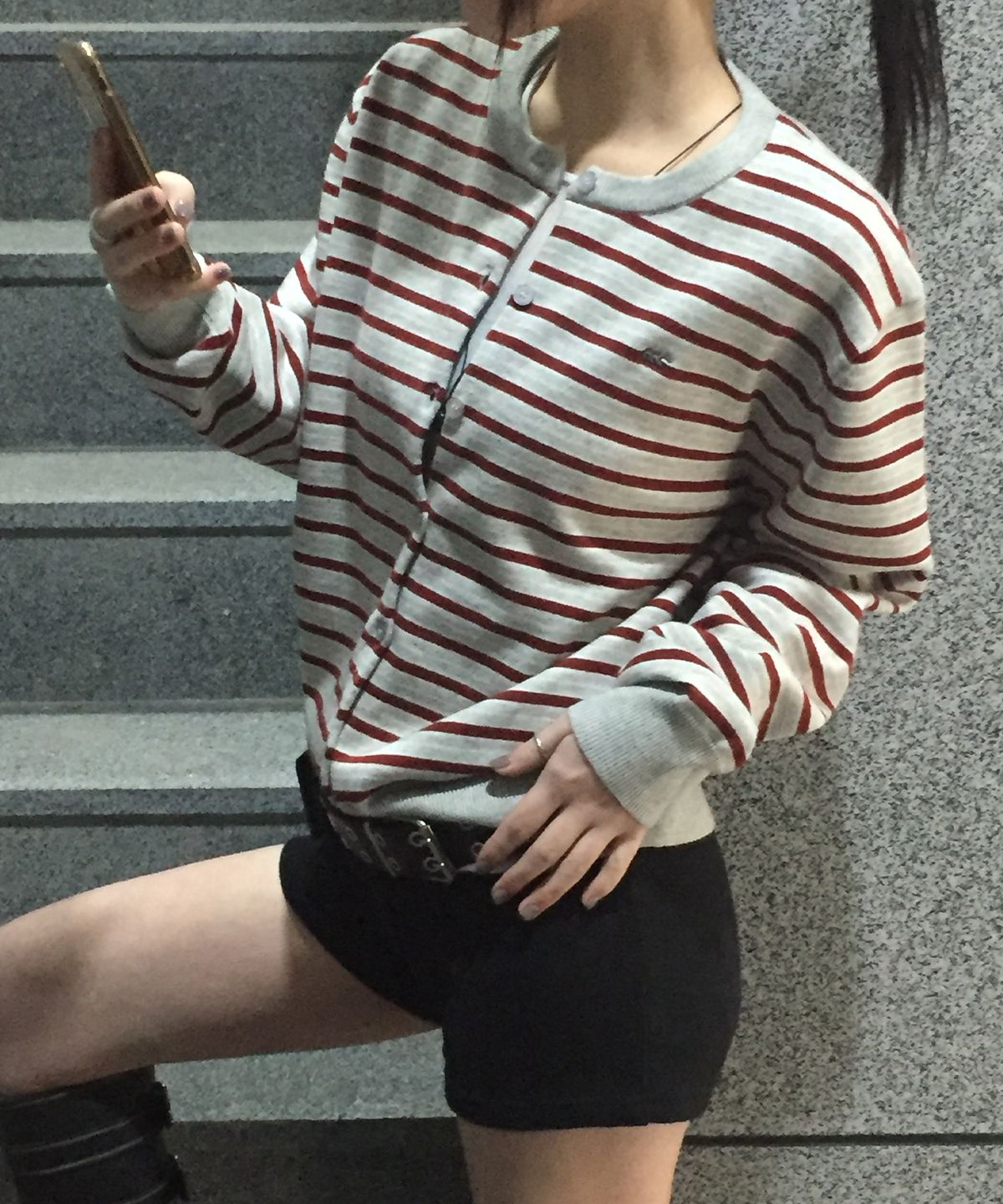 칙스(CHICKS) 멀티 스트라이프 가디건 와인