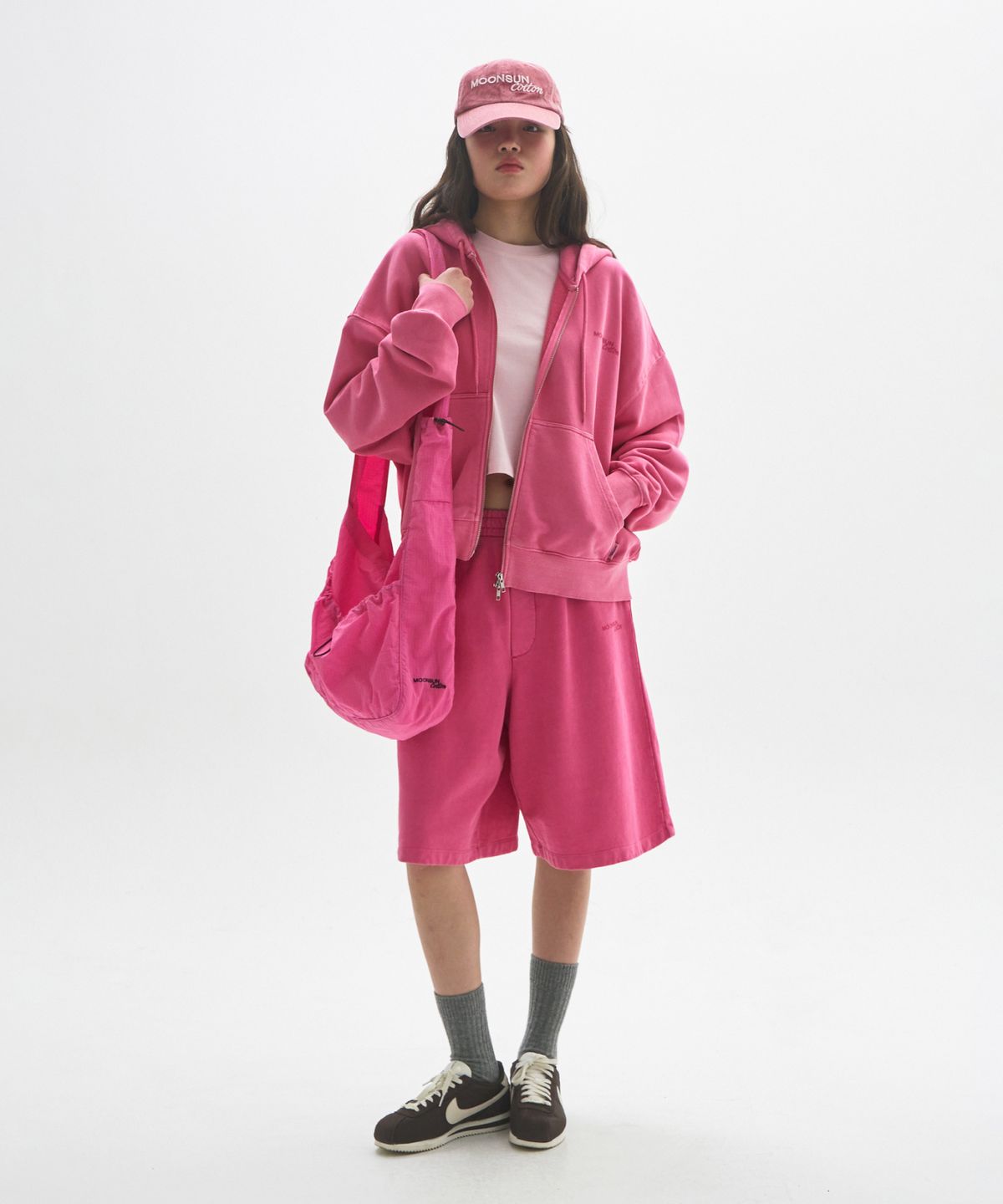 문선 아카이브(MOONSUN ARCHIVE) M.C UNISEX, Logo Pigment-Dyed Sweat Shorts / PINK