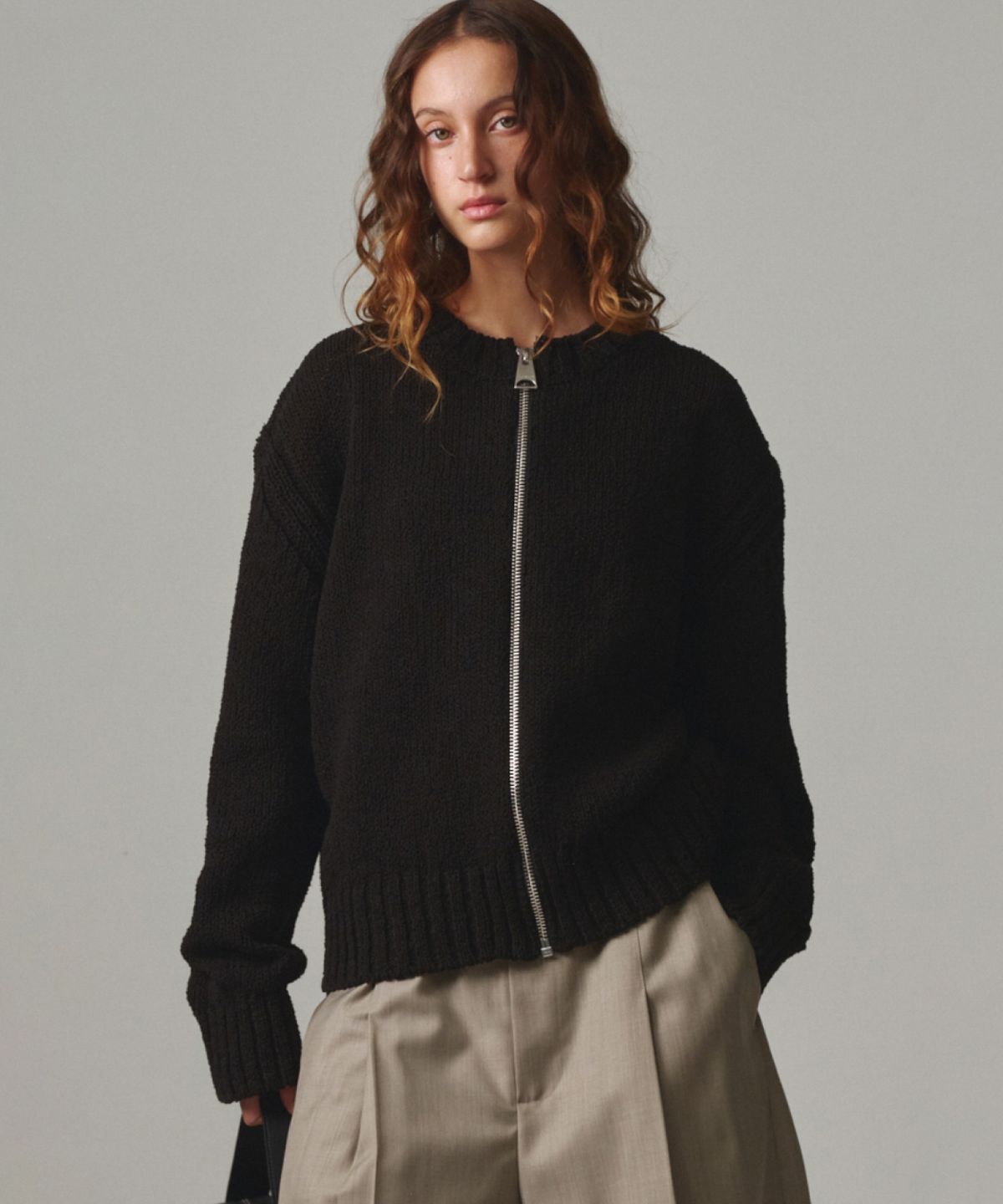 문선 아카이브(MOONSUN ARCHIVE) UNISEX, Bold Zip-Up Cardigan / BLACK