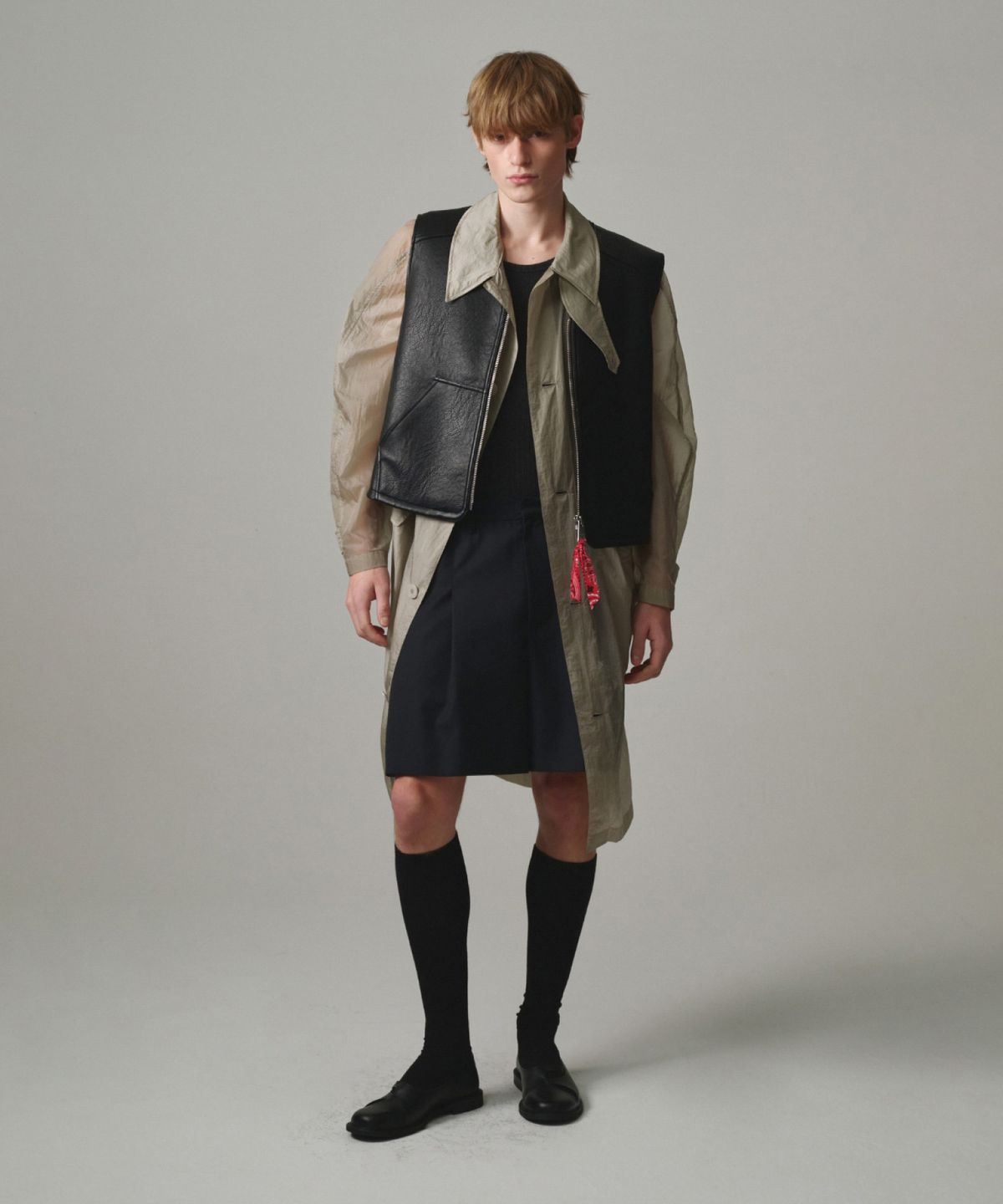 문선(MOONSUN) UNISEX, Oversized Sheer Nylon Coat / BEIGE