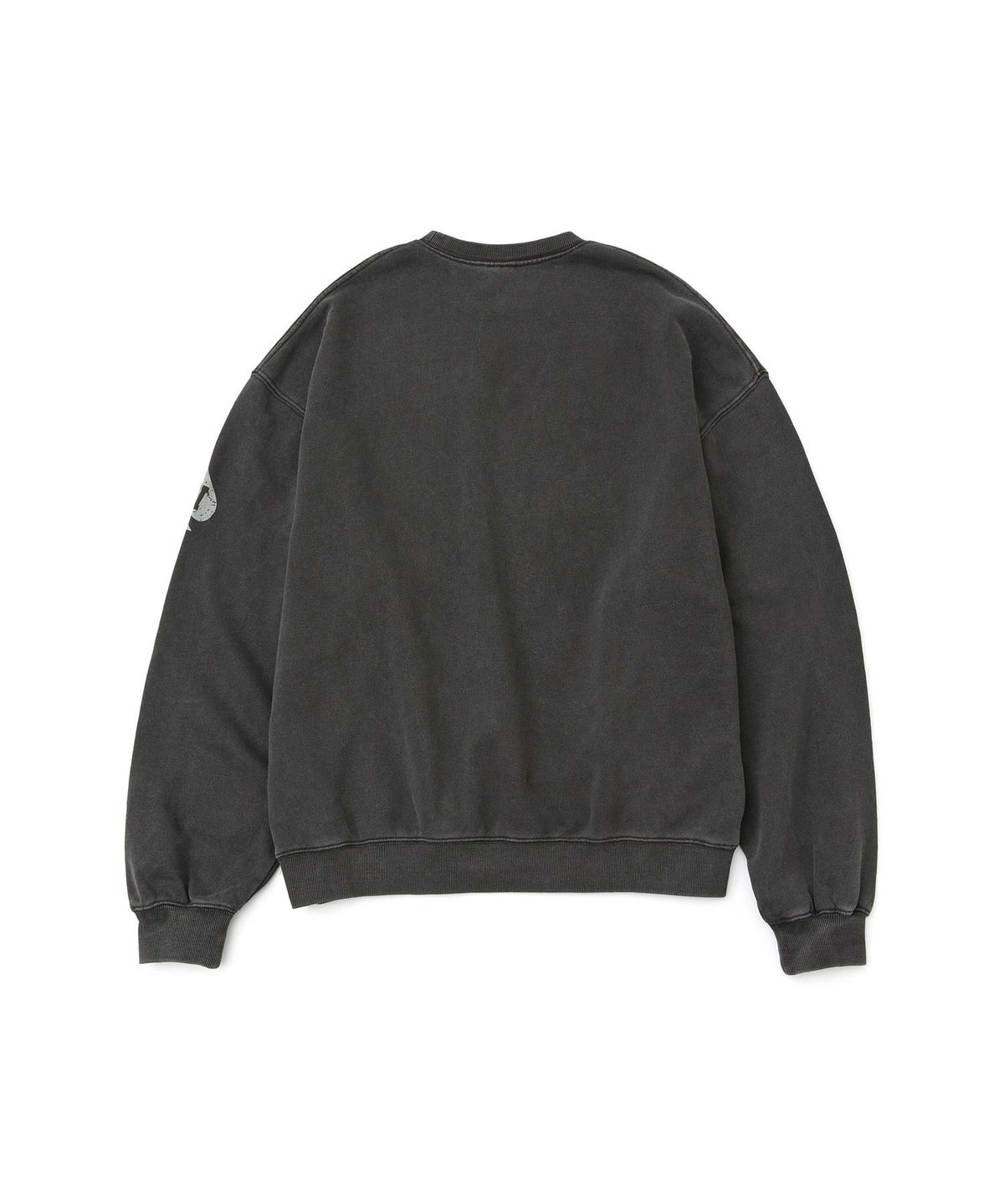 더블유엠씨(WMC) 와일드홀스 크롭 맨투맨_CHARCOAL GREY