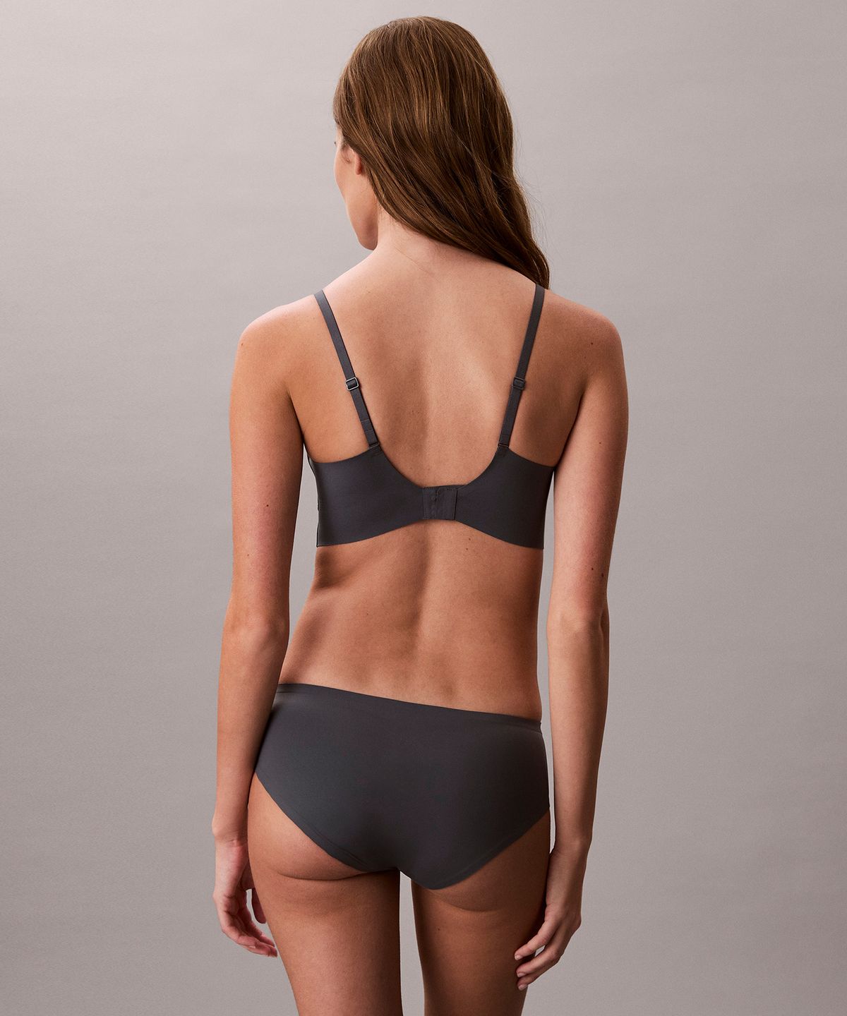 캘빈클라인 언더웨어(CALVIN KLEIN UNDERWEAR) 여성 인비져블 마이크로파이버 스트레치 AF 트라이앵글_QF6022ADCKP