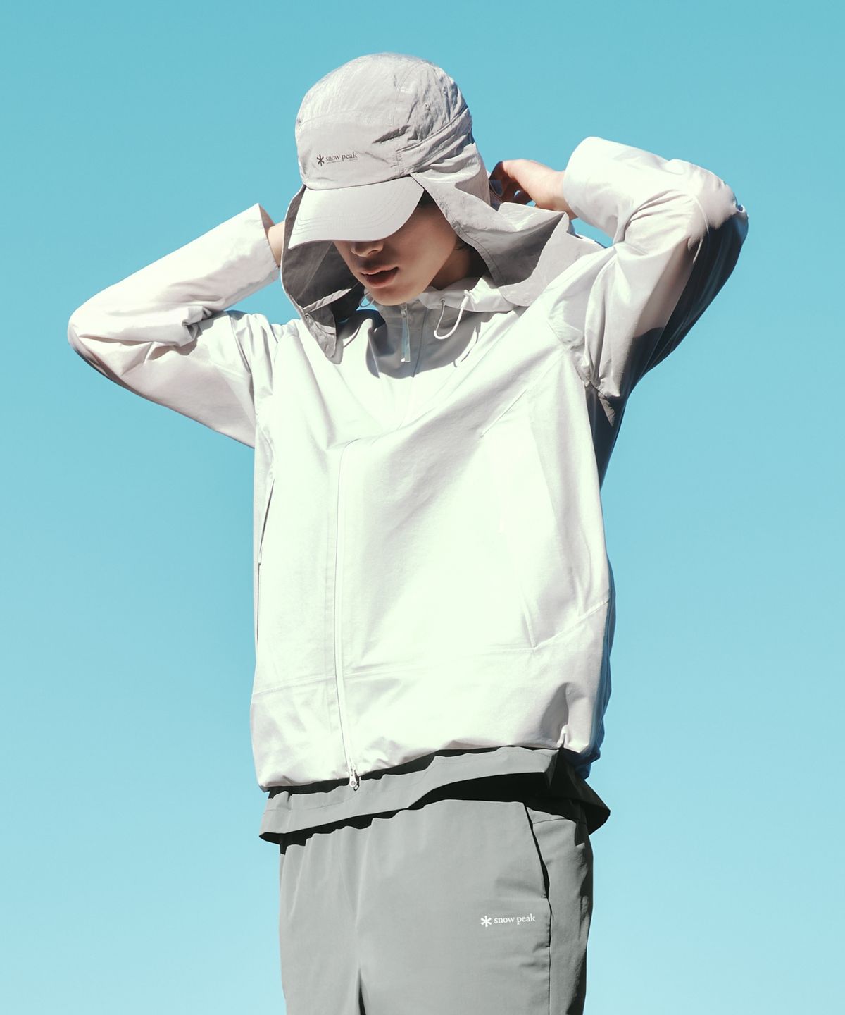 스노우피크 어패럴(SNOWPEAK APPAREL) 드라이피크 경량 3L 방수 자켓 (S26ZMPJK06) Ice Gray