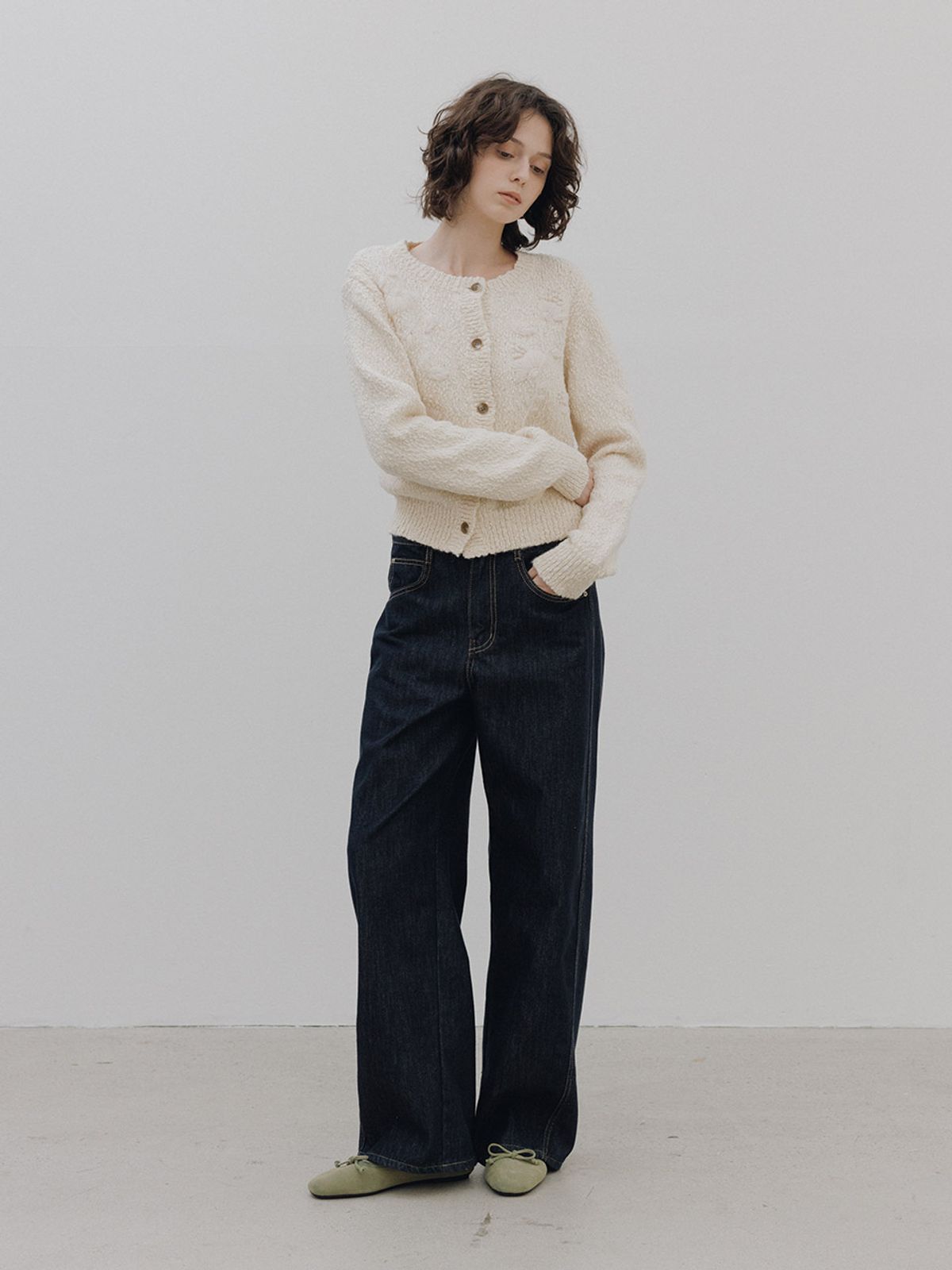 헌치(HUNCH) Flower Cropped Cardigan