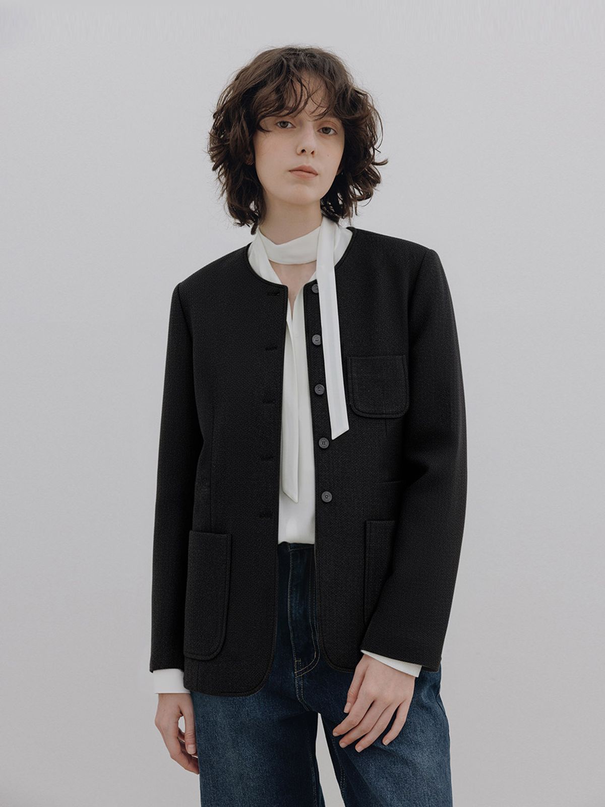 헌치(HUNCH) Tie Raglan Blouse (2color)