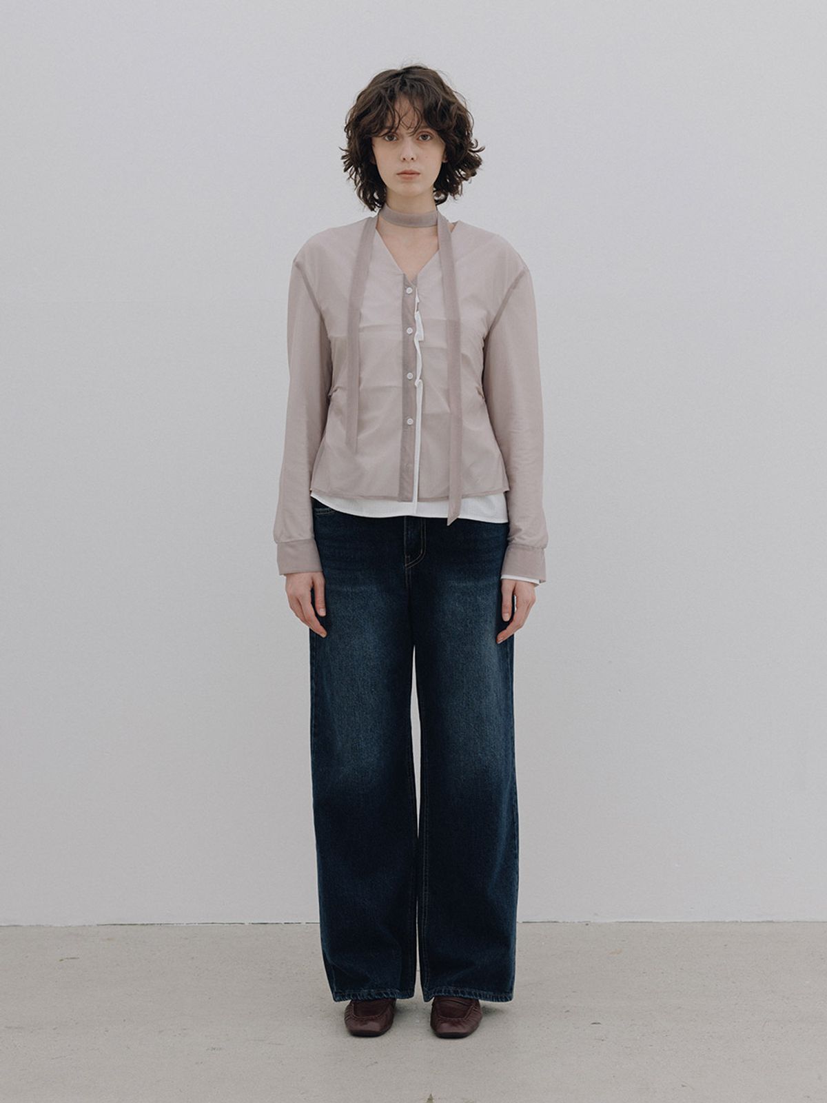 헌치(HUNCH) Sheer Mesh Layered Tie Blouse (2color)