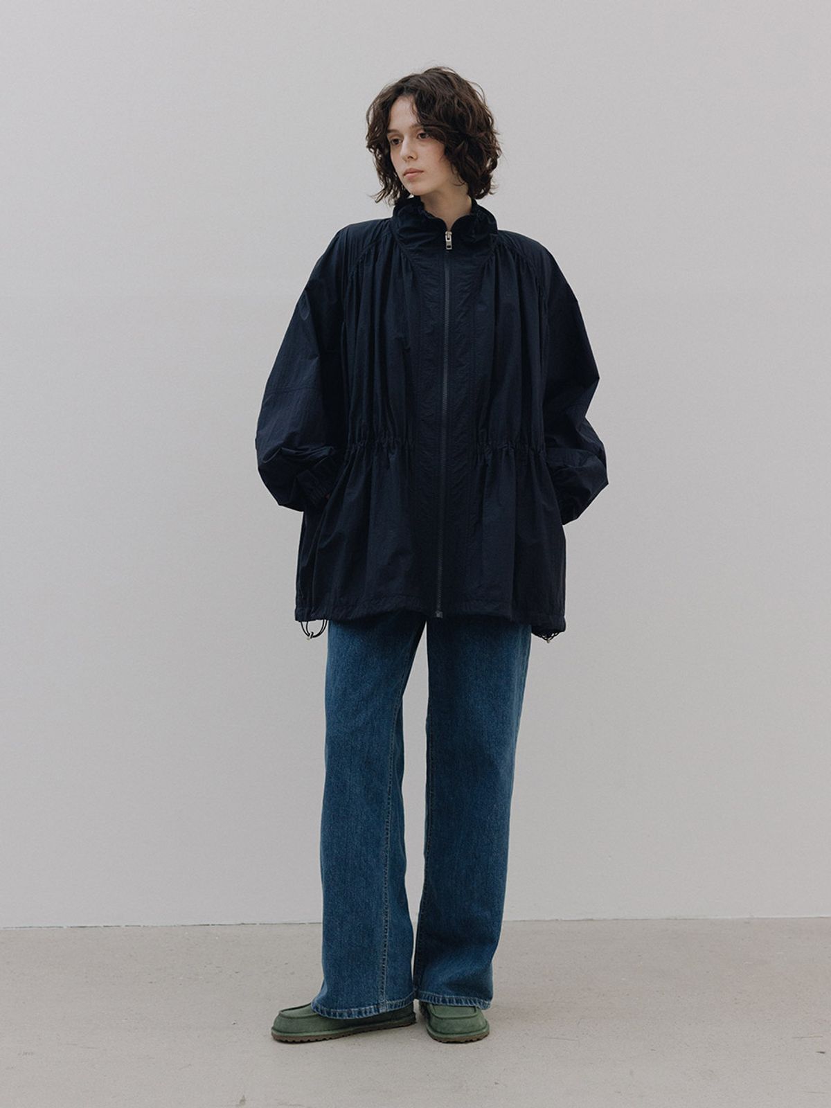 헌치(HUNCH) Airy Volume Anorak