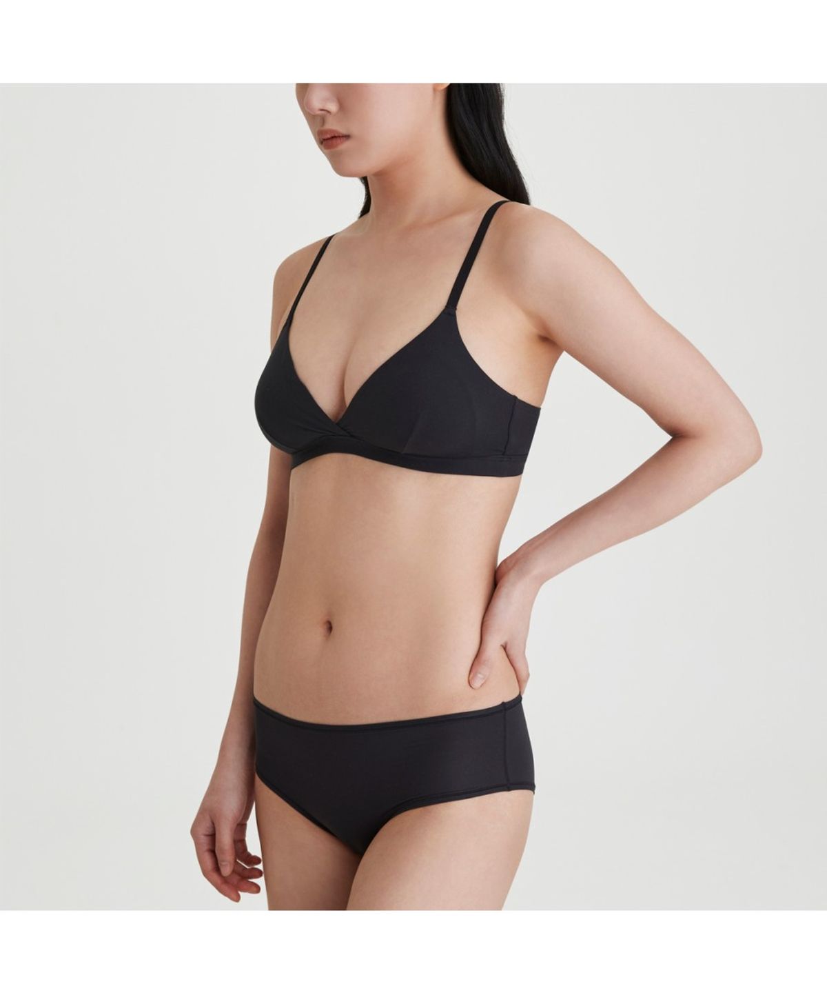 자주(JAJU) 여 720도 스트레치 버터 브라렛_블랙