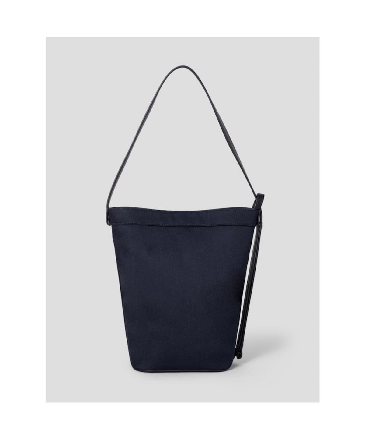 빈폴 액세서리(BEANPOLE ACCESSORY) 르네 캔버스 숄더백  네이비