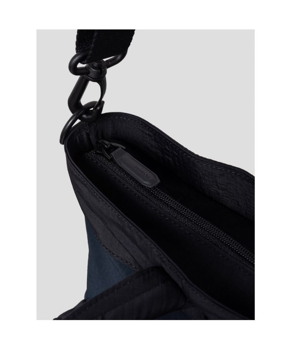 빈폴 액세서리(BEANPOLE ACCESSORY) 케이프 토트백  네이비