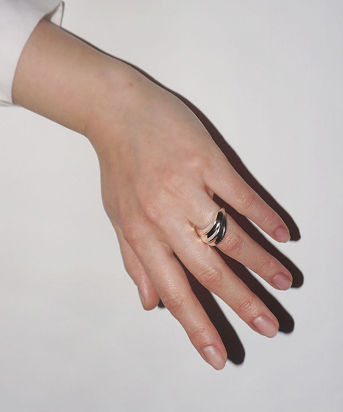 시에가하우스(SIEGA HOUSE) 3-LAYERED FOLD RING (GLOSSY- SILVER)