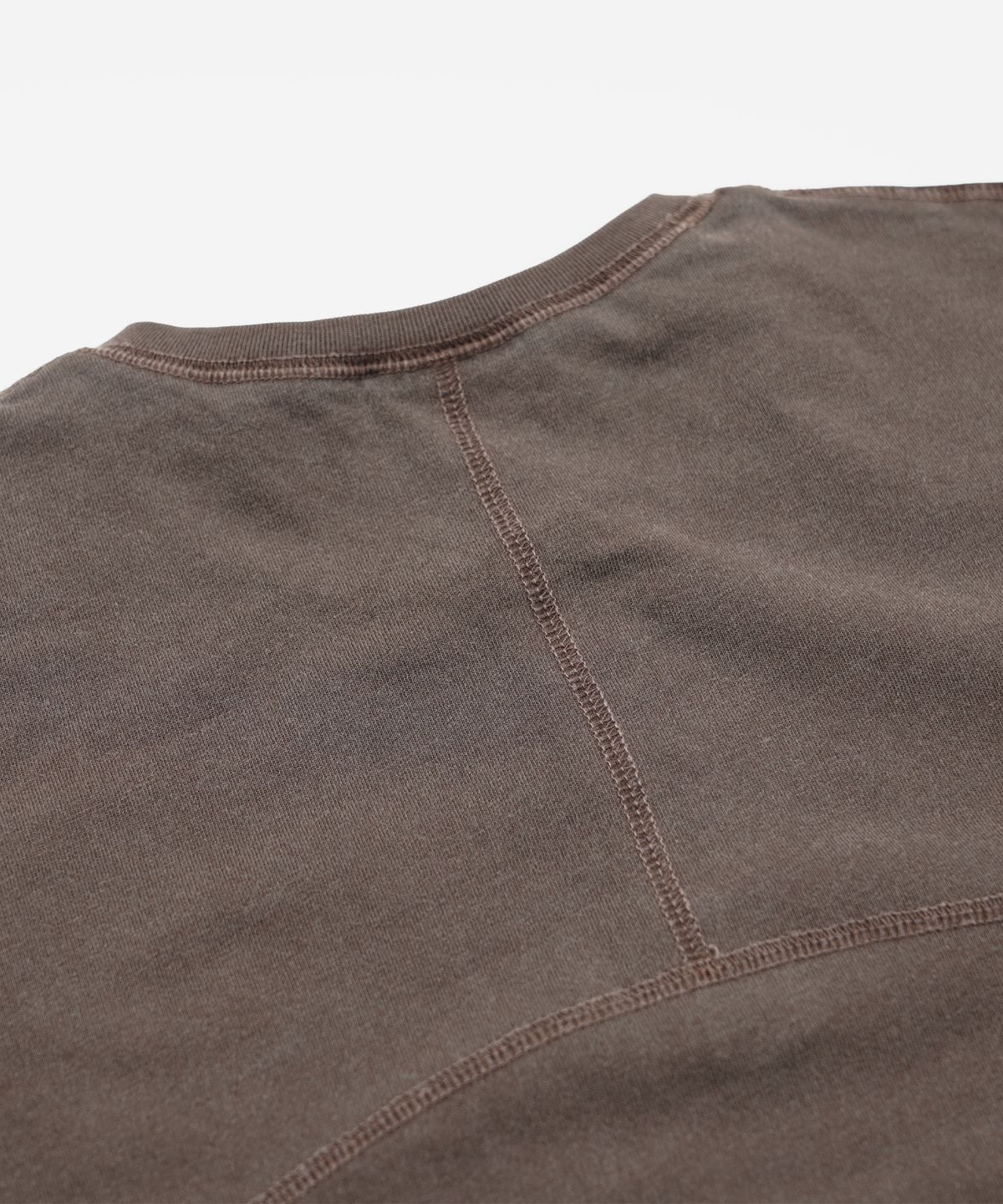 프리즘웍스(FRIZMWORKS) PIGMENT DYEING HENLEY NECK TEE _ BROWN