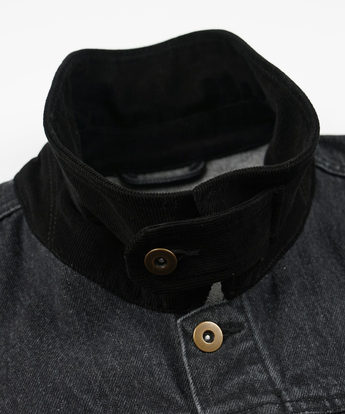프리즘웍스(FRIZMWORKS) WASHED DENIM TRUCKER JACKET _ BLACK