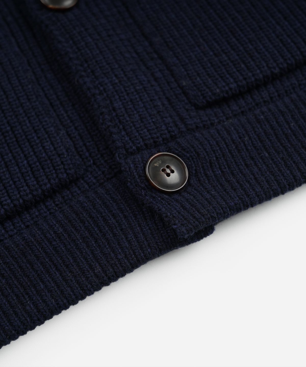 프리즘웍스(FRIZMWORKS) ULTRA HEAVYWEIGHT COLLAR CARDIGAN _ NAVY
