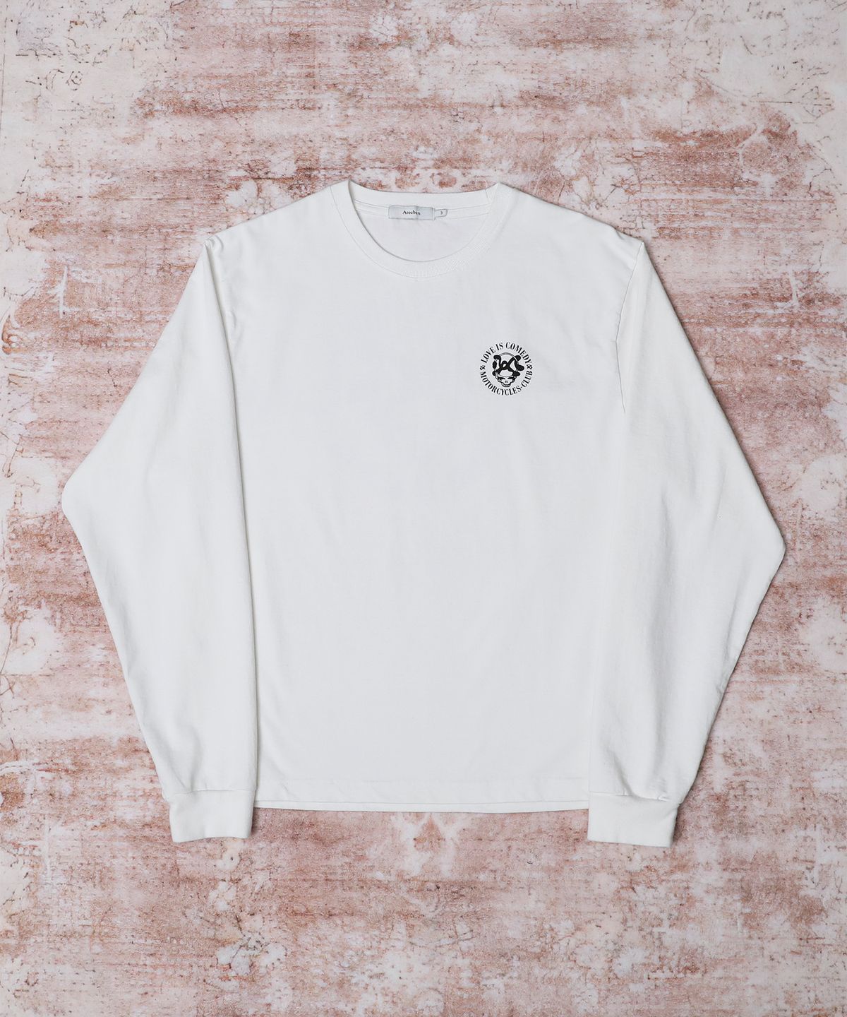 아르반(AREUBAN) 스컬 시그니처 롱 슬리브_아이보리