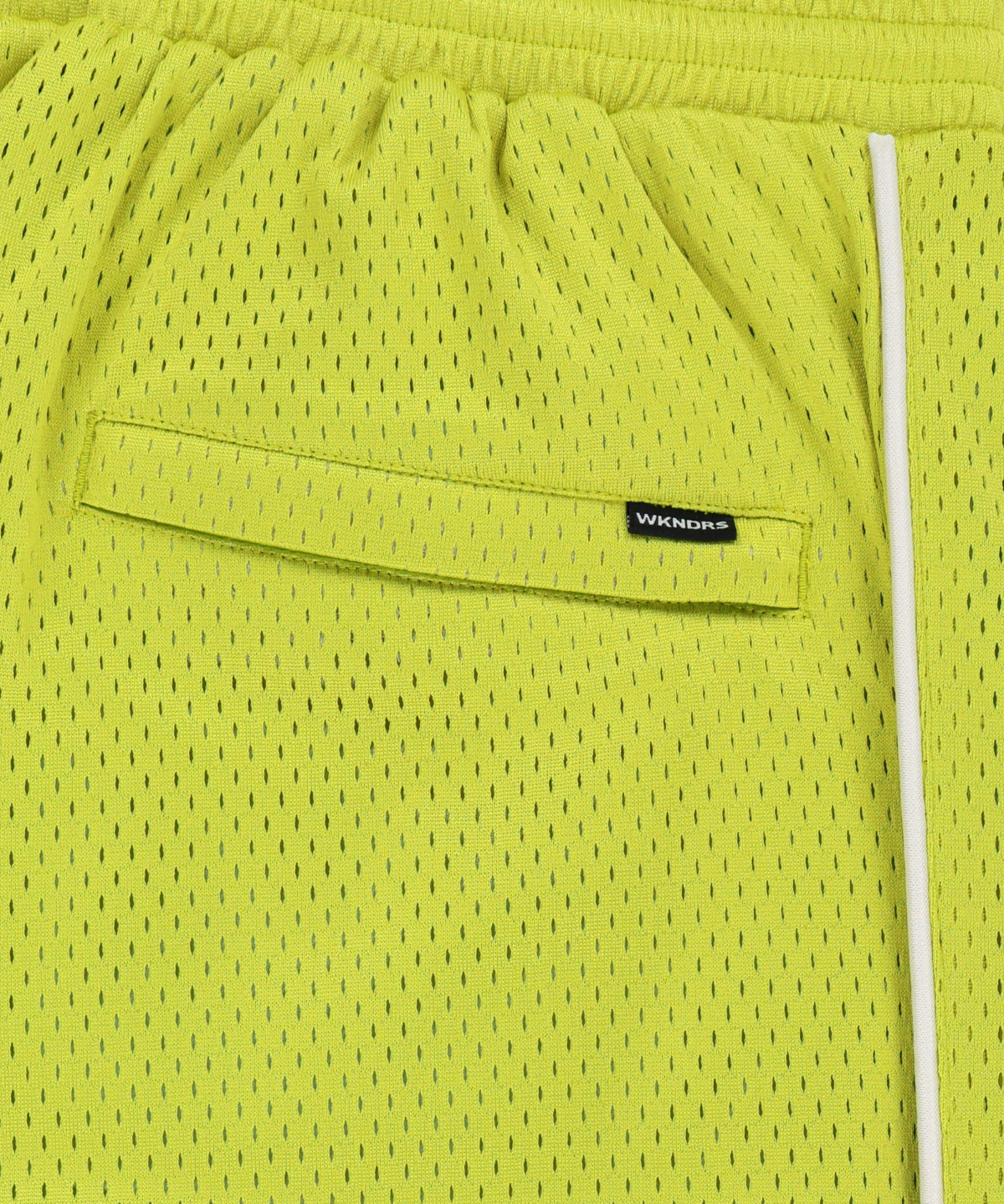 위캔더스(WKNDRS) COURT MESH TRACK PANTS (LIME)