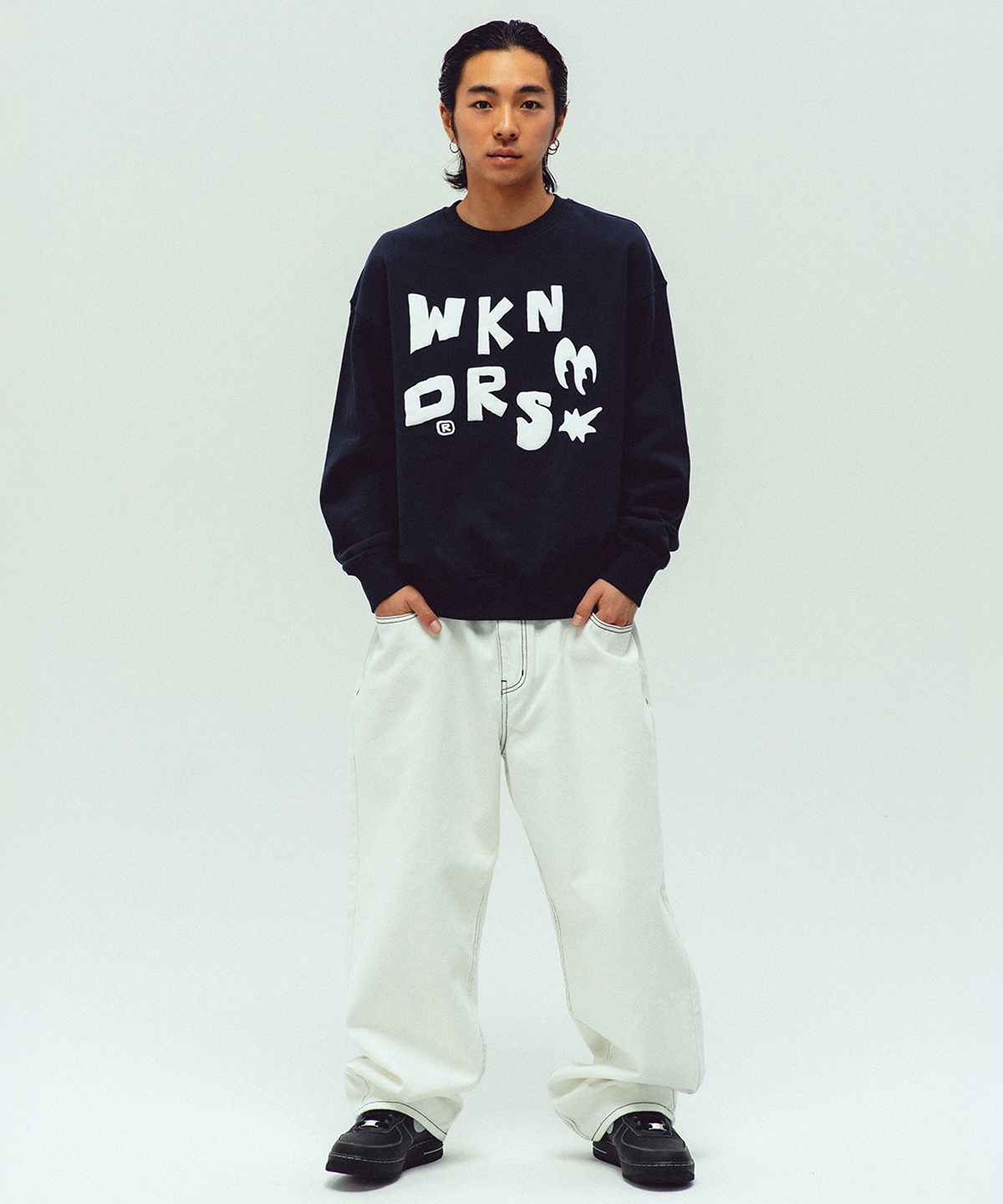 위캔더스(WKNDRS) SCORPION BAGGY DENIM PANTS (WHITE)