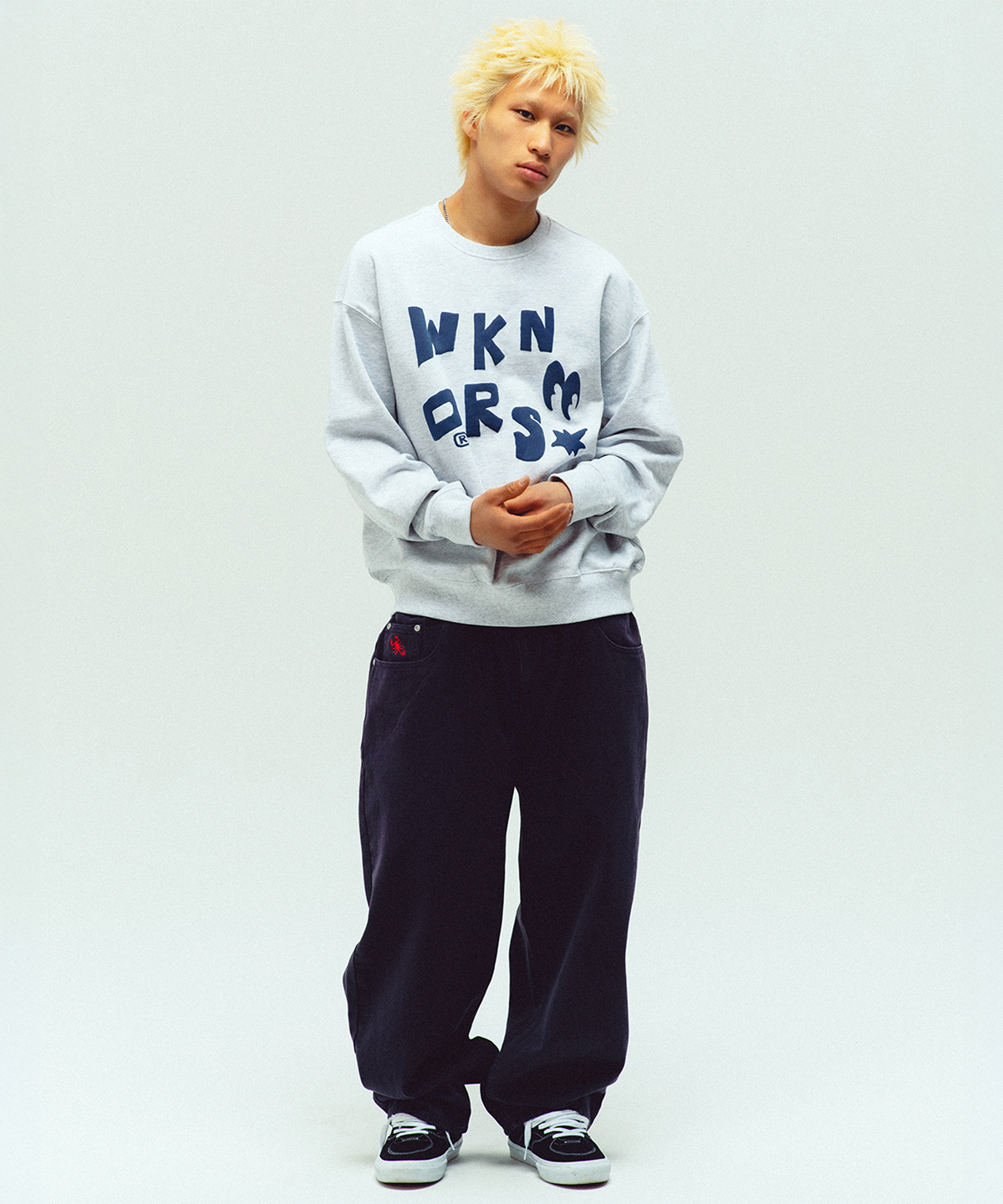 위캔더스(WKNDRS) SCORPION BAGGY DENIM PANTS (NAVY)