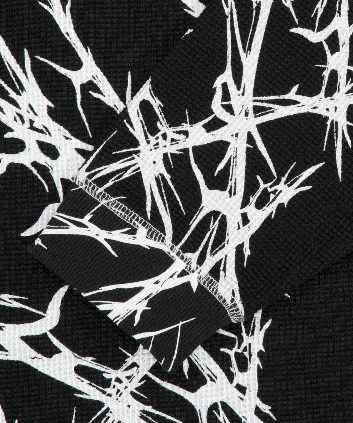 위캔더스(WKNDRS) THORNS LS T-SHIRT (BLACK)