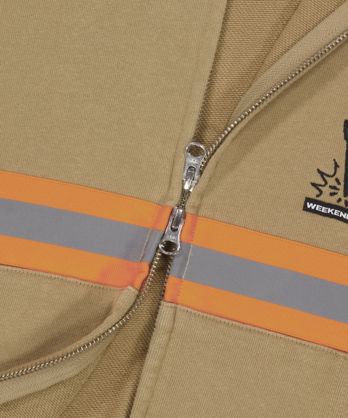 위캔더스(WKNDRS) HI-VIS ZIP-UP HOODIE (BEIGE)