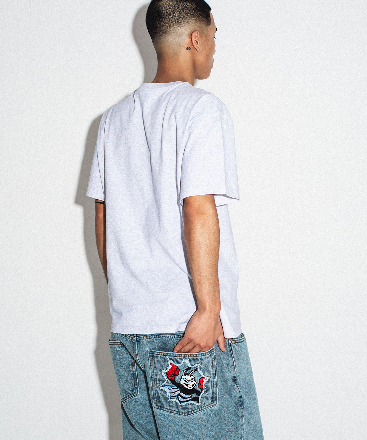 위캔더스(WKNDRS) CHAMPION ATHLETIC T-SHIRT (L.GREY)