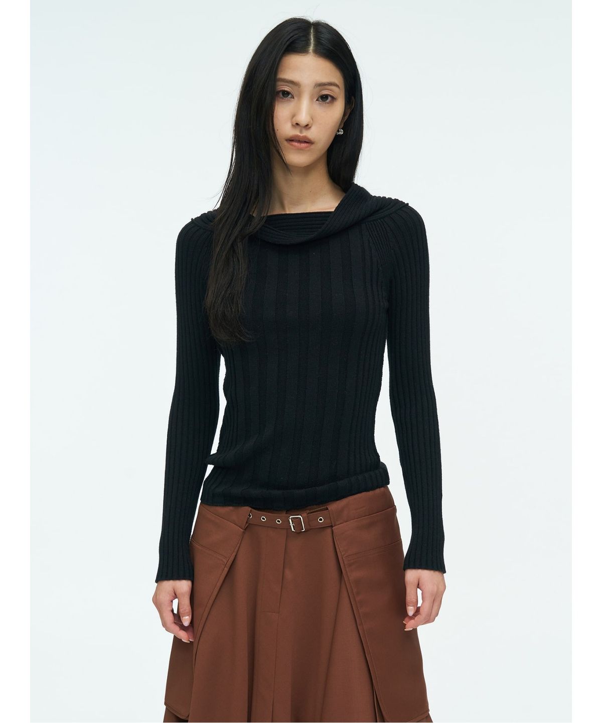 앙개(ANGGAE) Tube Neck Rib Pullover  Black