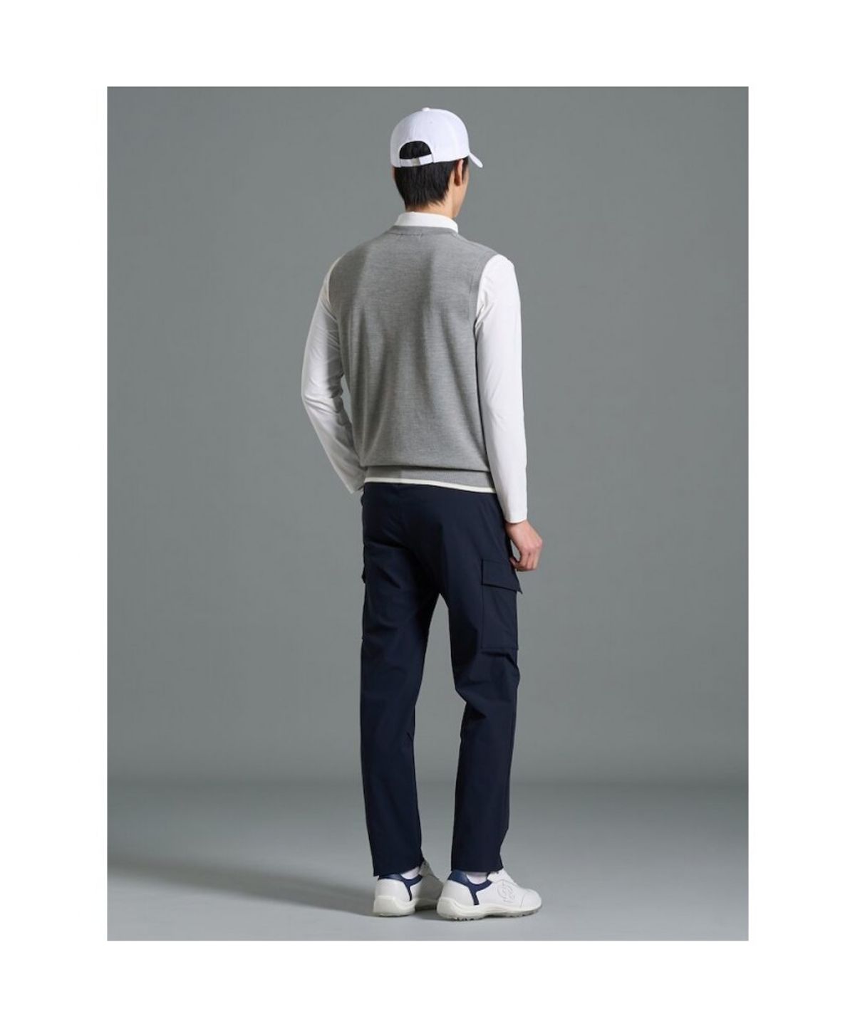 빈폴골프(BEANPOLE GOLF) 남성 V넥 베스트  그레이