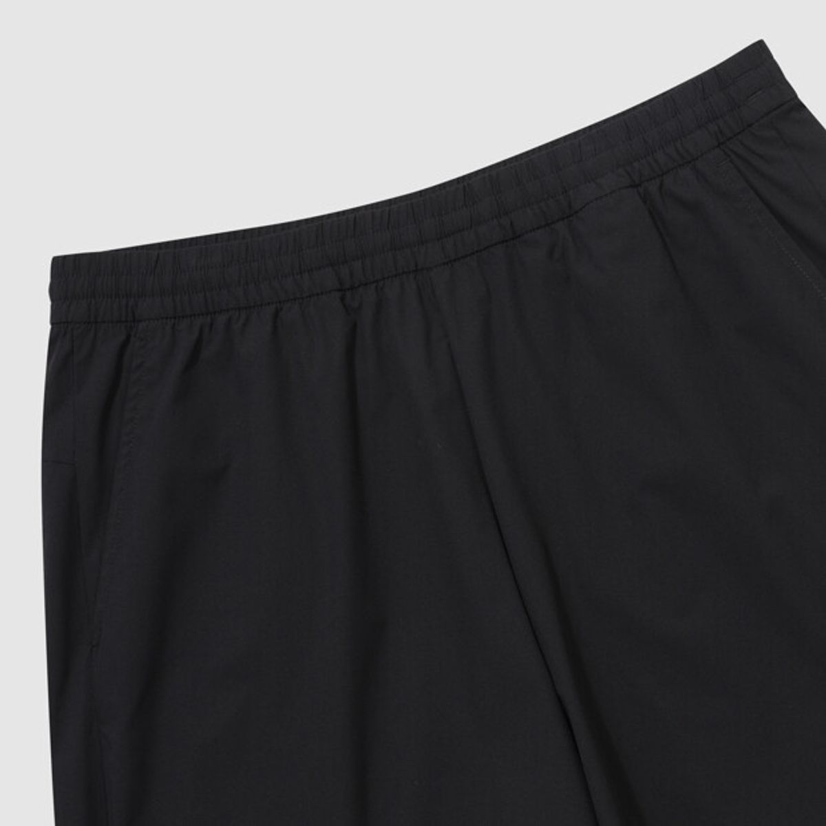 엄브로(UMBRO) 올라운드 경량 스트레치 4부 반바지 블랙 UR121SHP32