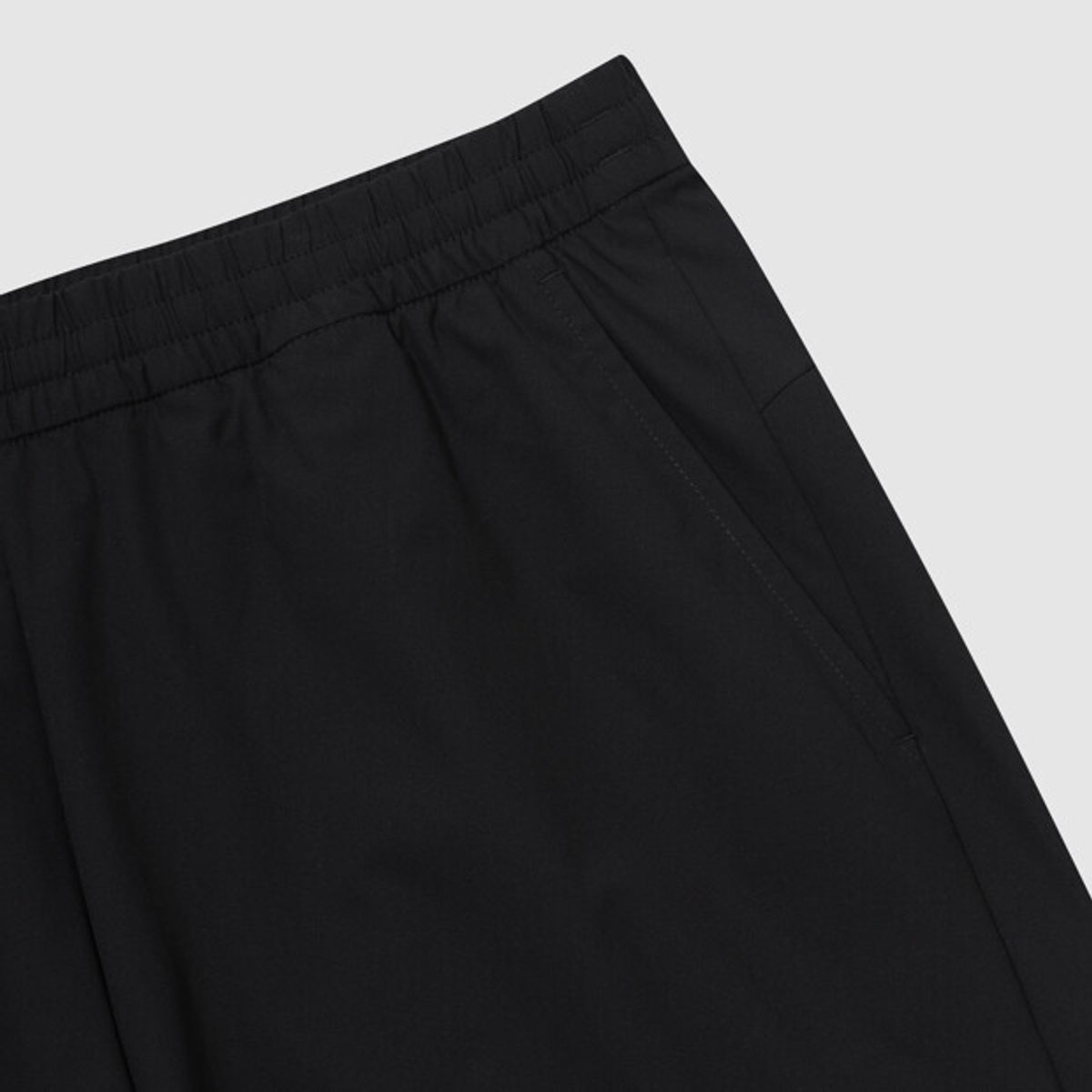 엄브로(UMBRO) 올라운드 경량 스트레치 4부 반바지 블랙 UR121SHP32