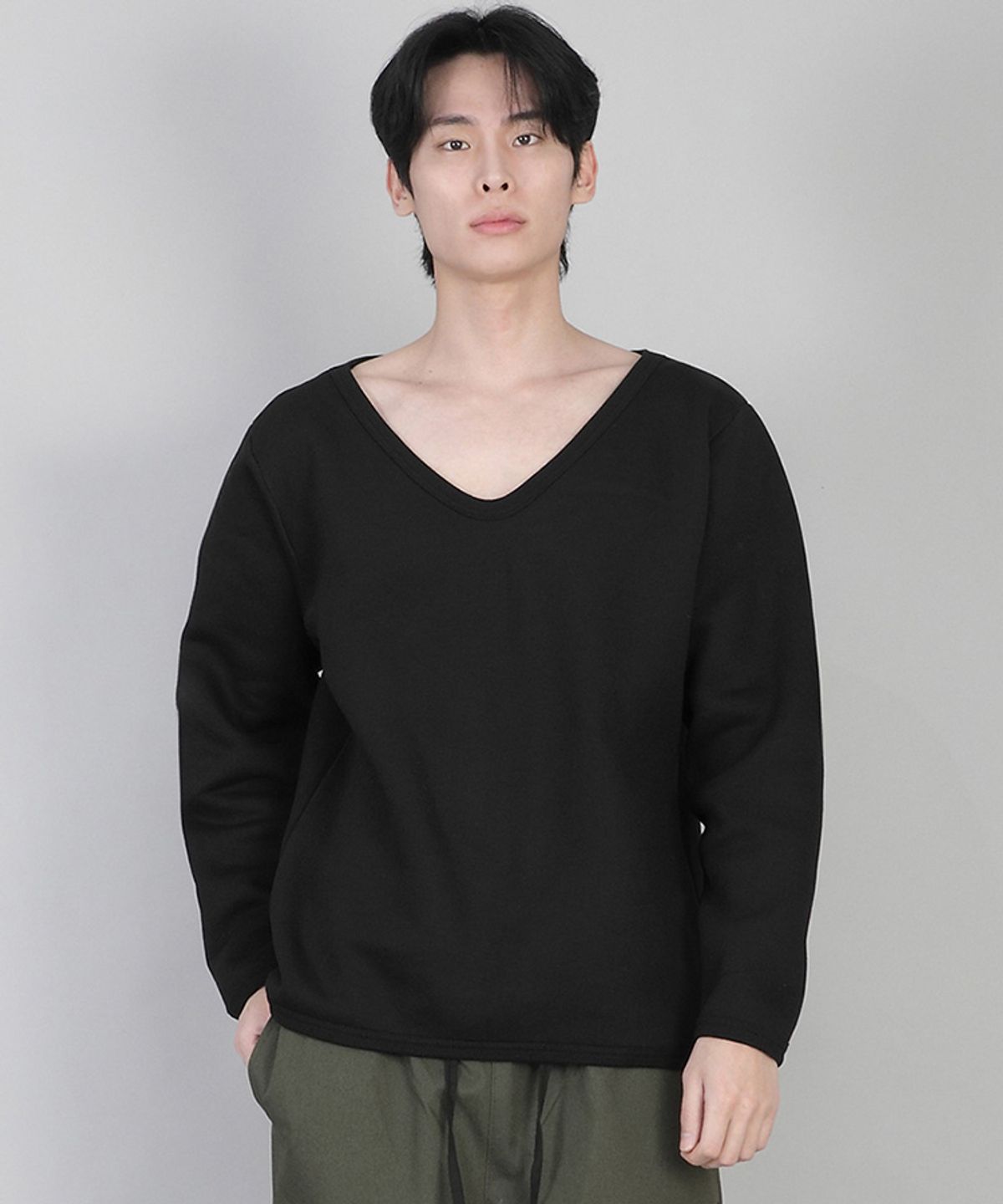 세인트크루(SAINTCREW) 기모 무지 BIG V넥 스웨트셔츠 BIGV-872 블랙